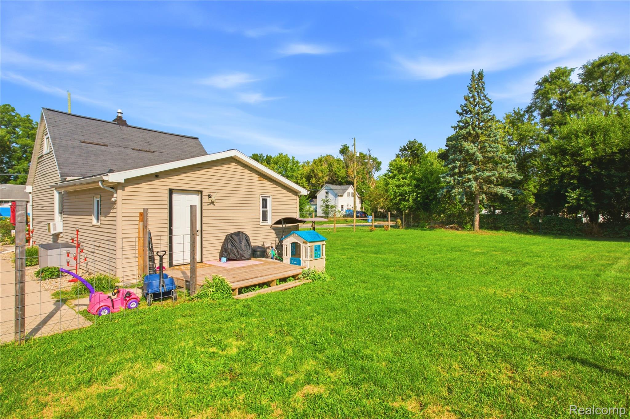 2308 Rheamount Avenue Property Photo 31