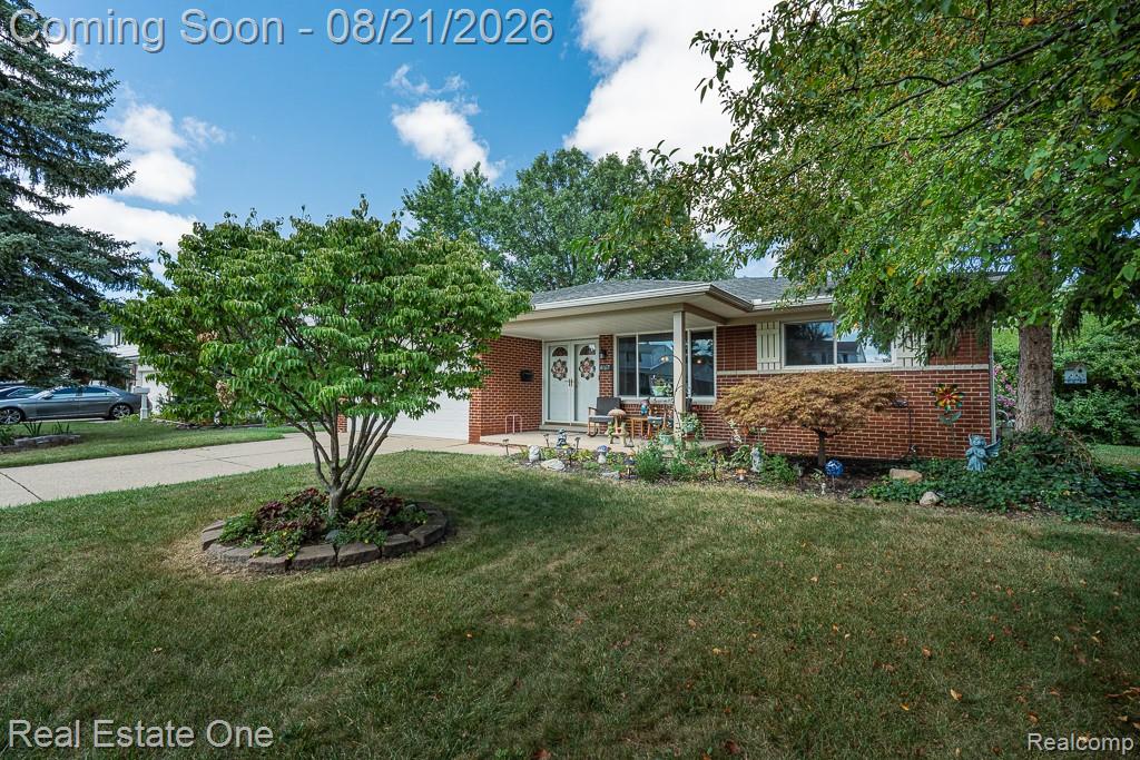 4167 Angeline Drive Property Photo 2