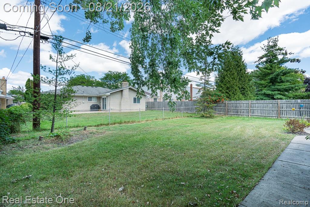 4167 Angeline Drive Property Photo 5