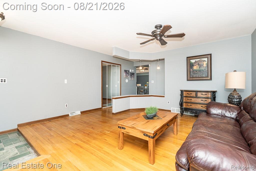 4167 Angeline Drive Property Photo 8