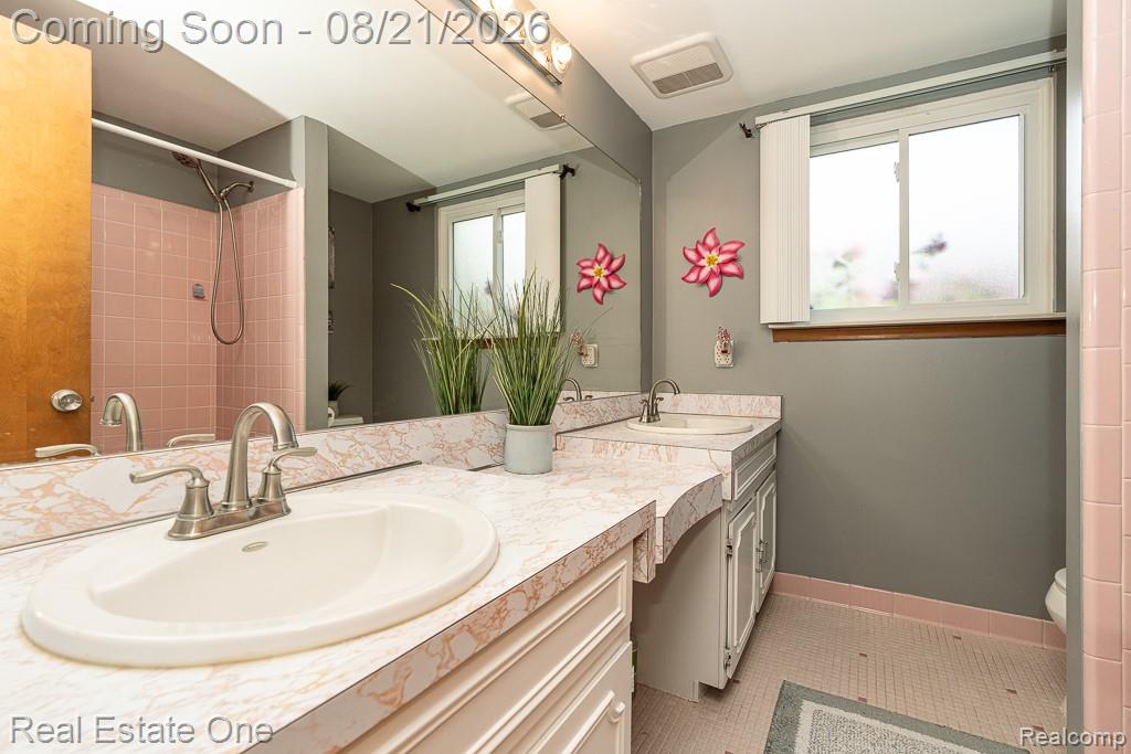 4167 Angeline Drive Property Photo 24