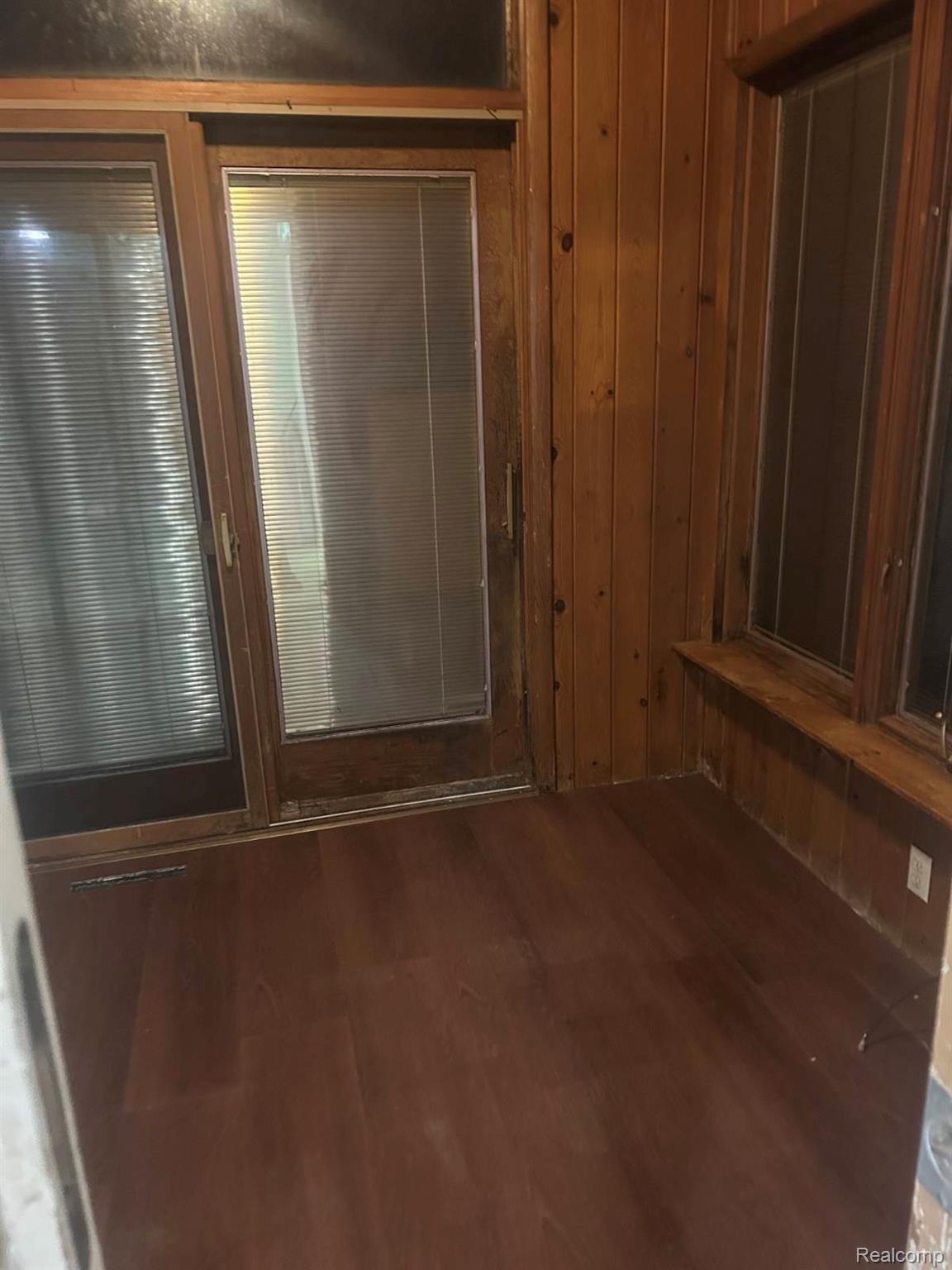 228 Borland Court Property Photo 10