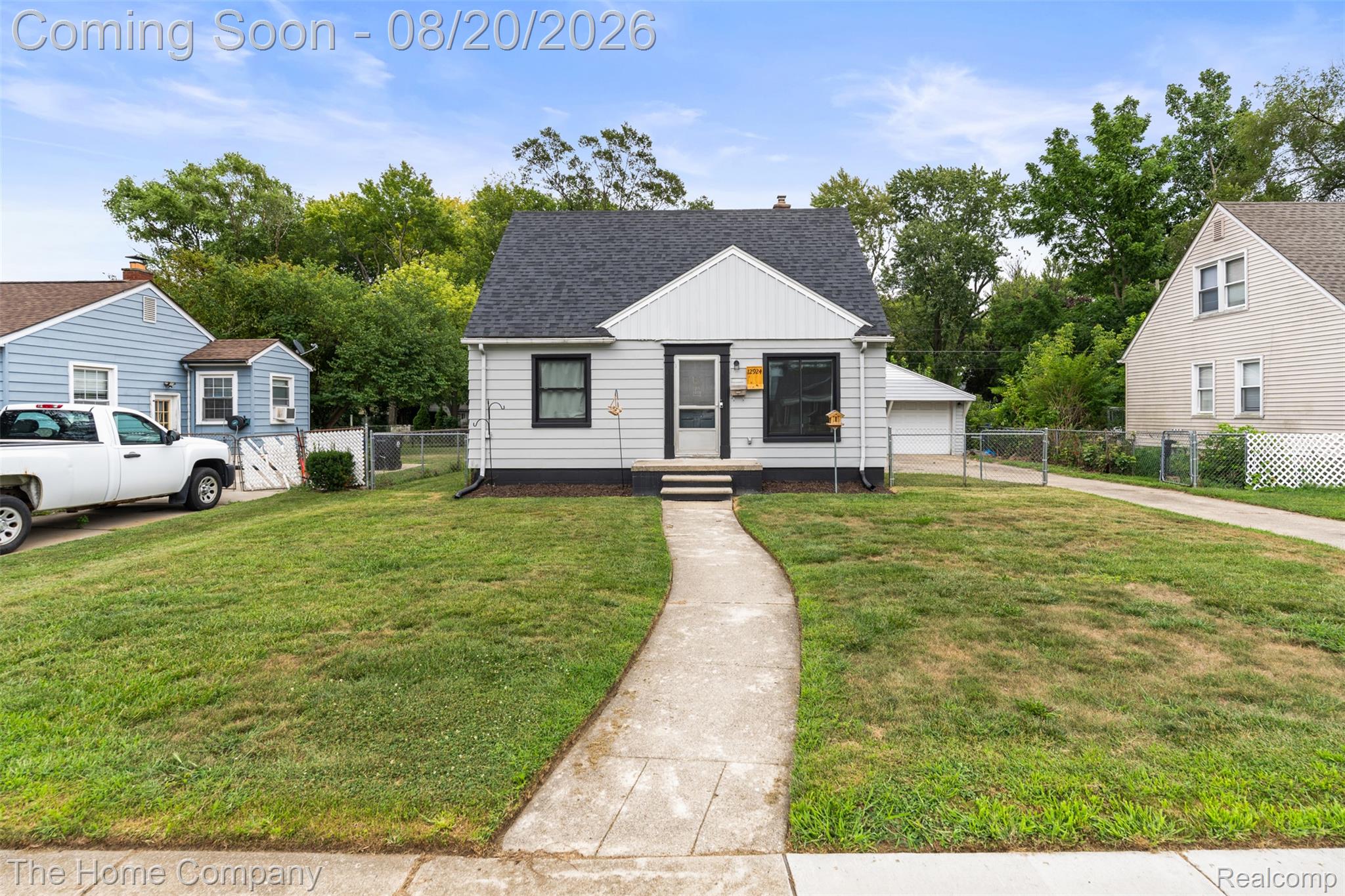 12924 Norborne Property Photo 2
