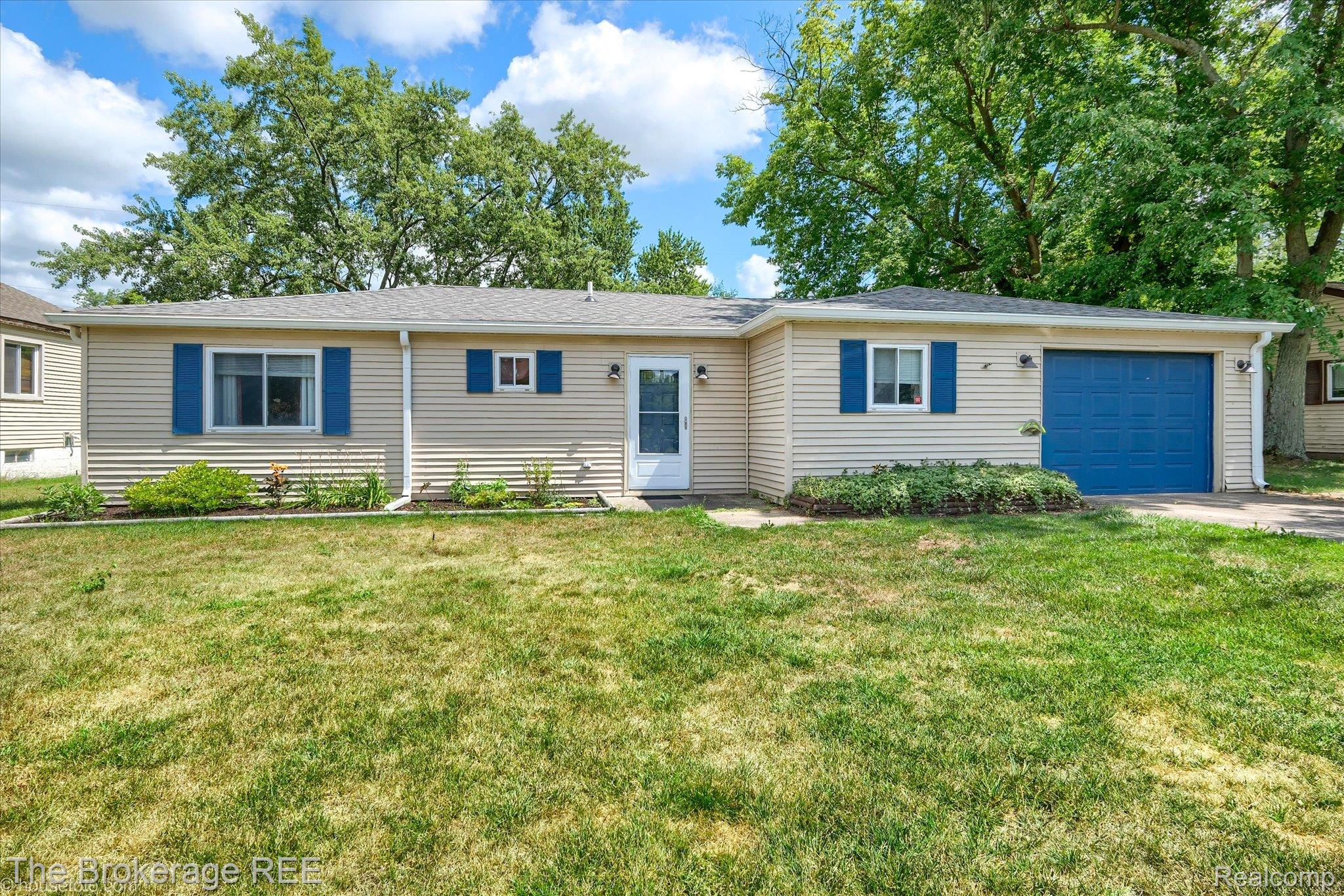 6117 Westdale Drive Property Photo 1