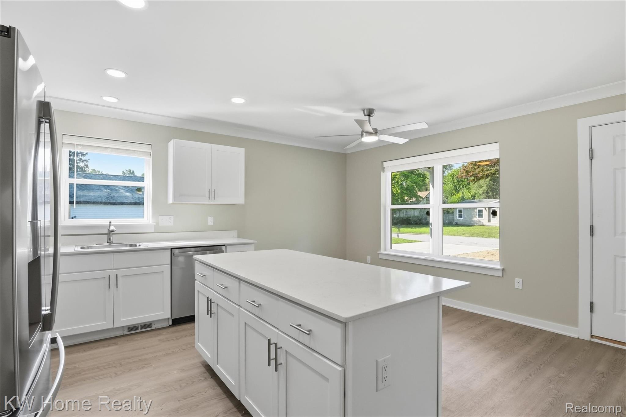 5710 N Karle Street Property Photo 7