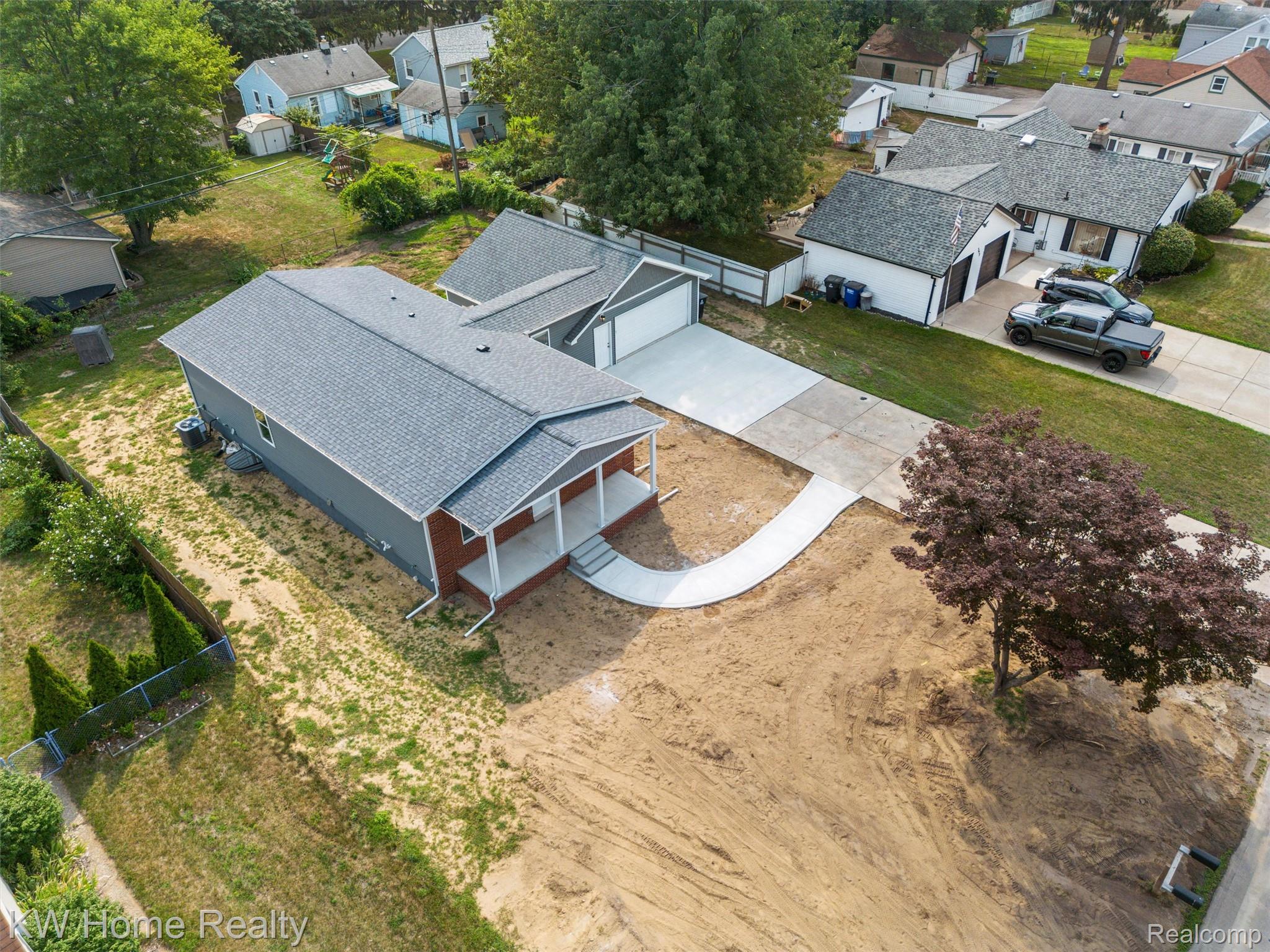 5710 N Karle Street Property Photo 36