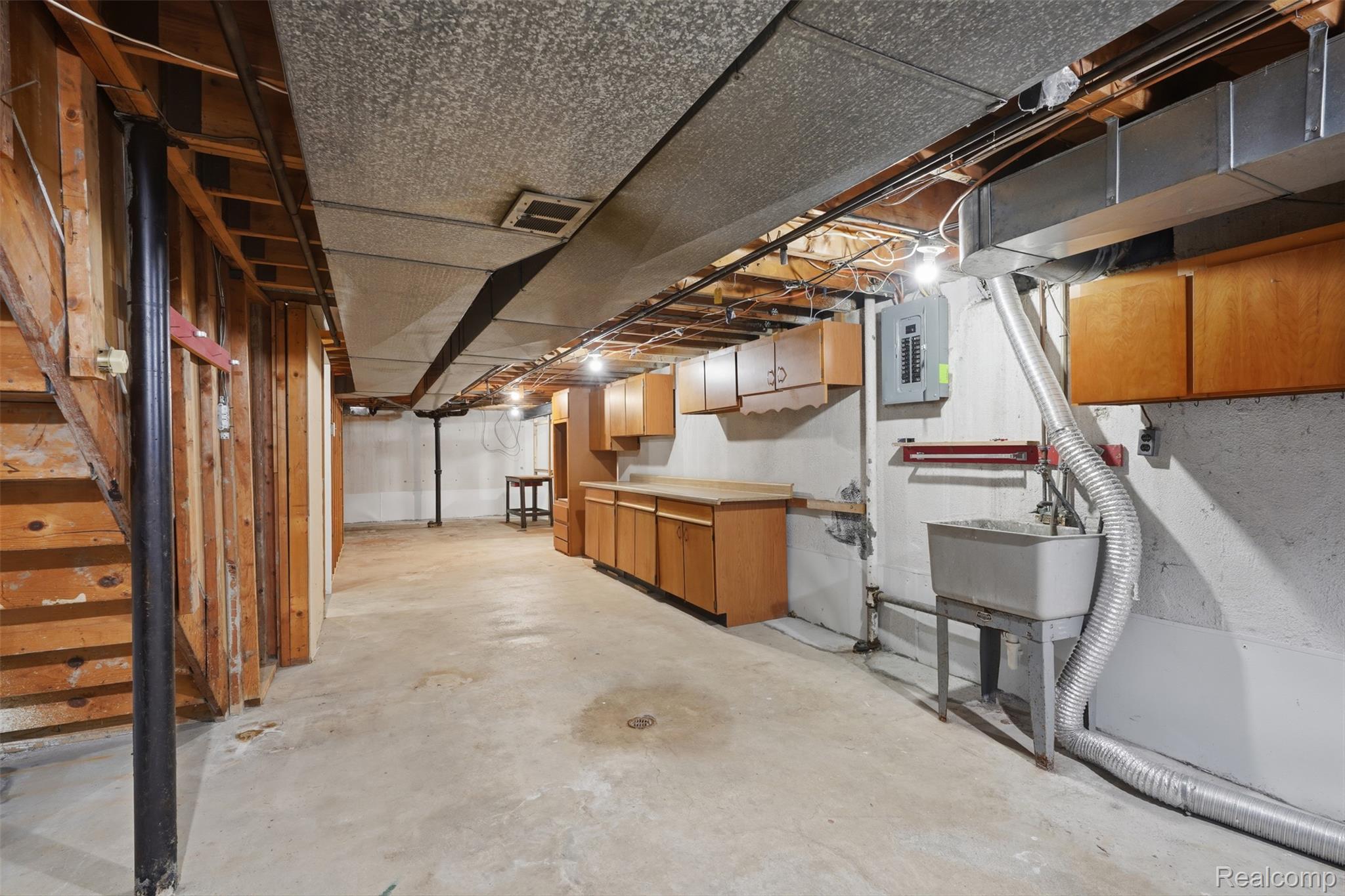 4427 Burssens Drive Property Photo 31