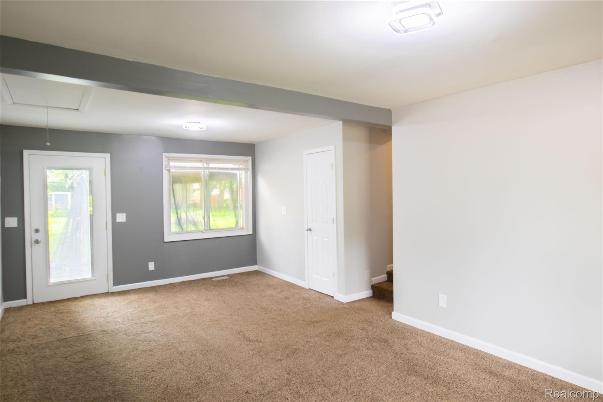 39751 Sylvia Street Property Photo 9
