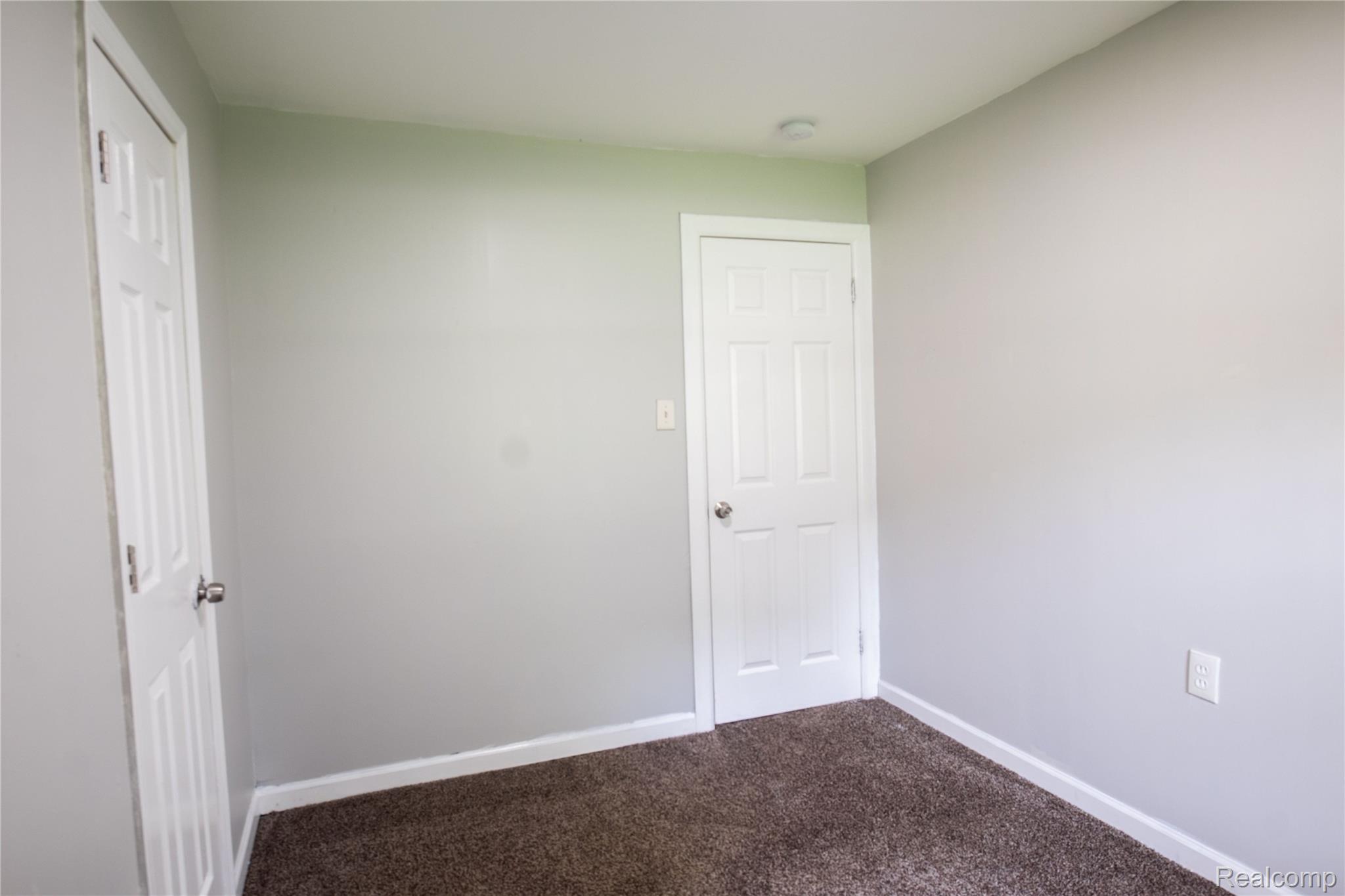 39751 Sylvia Street Property Photo 11