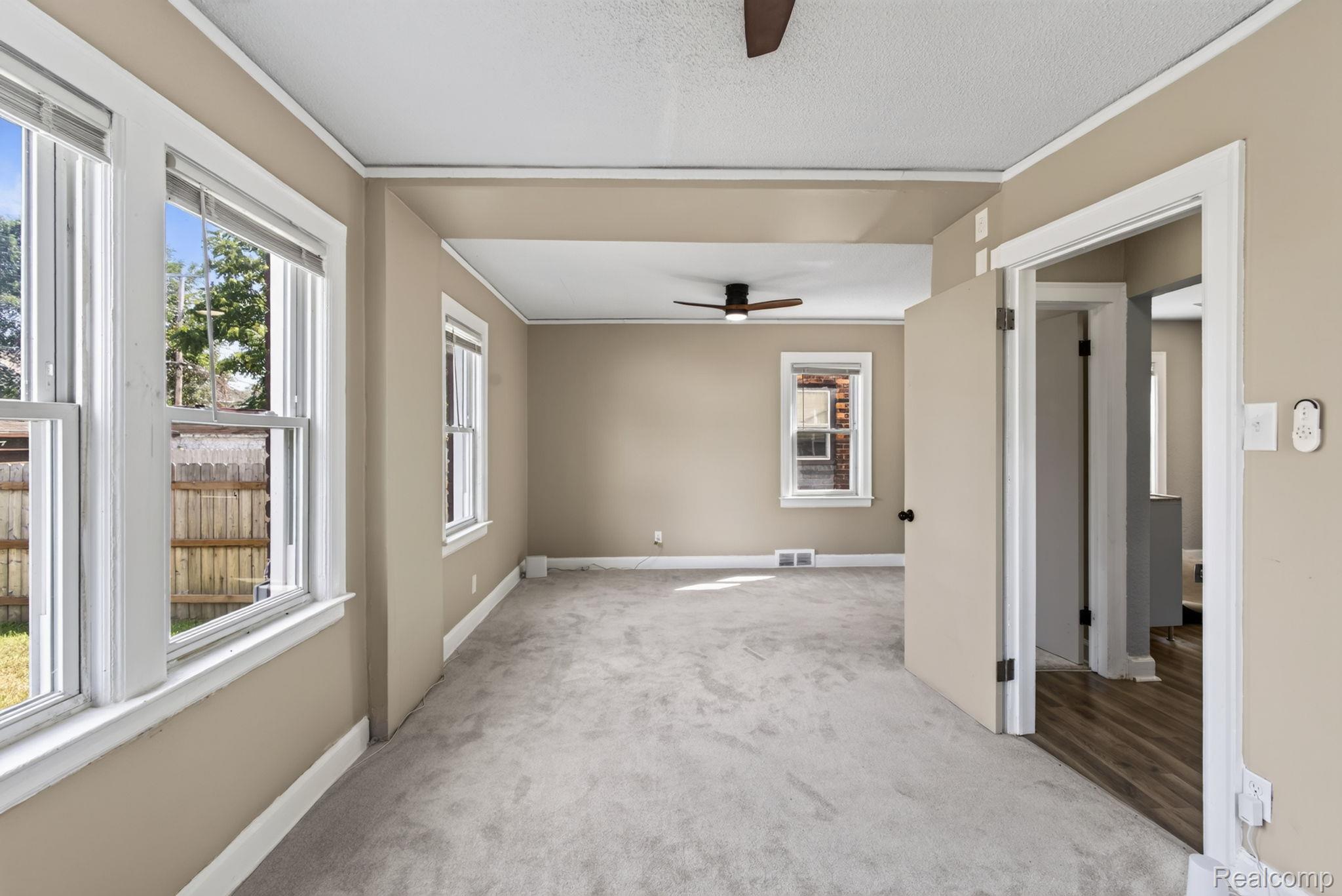 16230 Griggs Street Property Photo 17