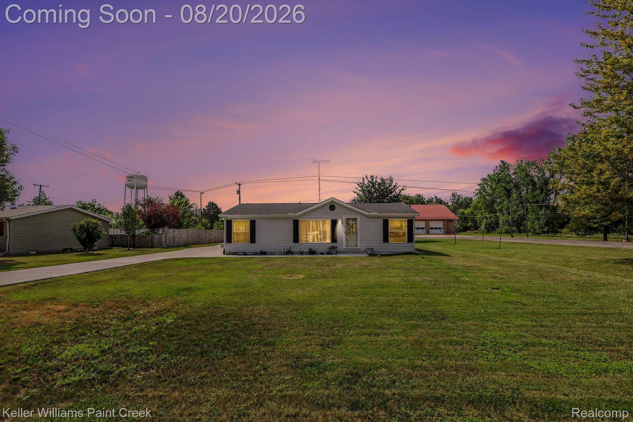 526 W Mill Street Property Photo 1