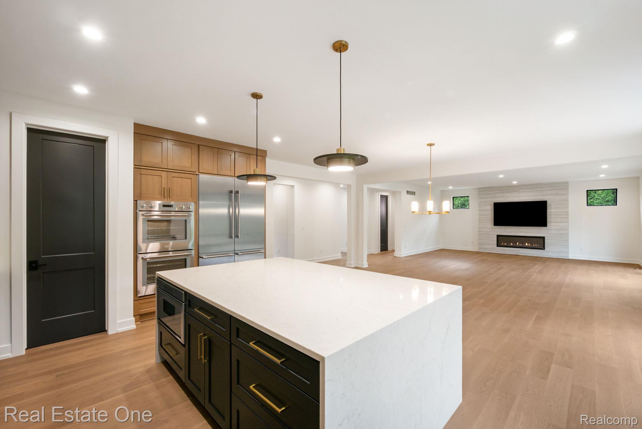 933 Robinhood Road Property Photo 15