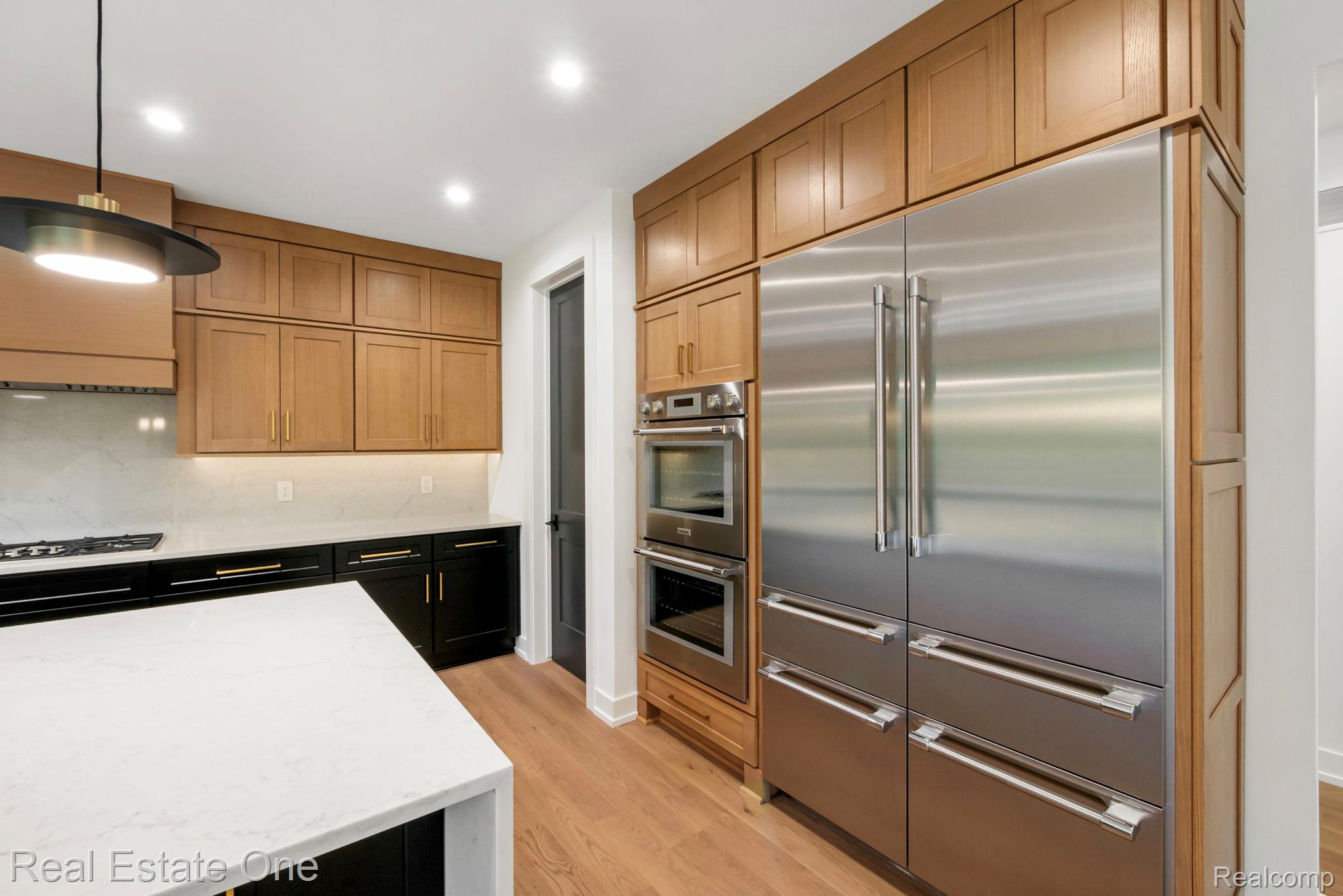 933 Robinhood Road Property Photo 17