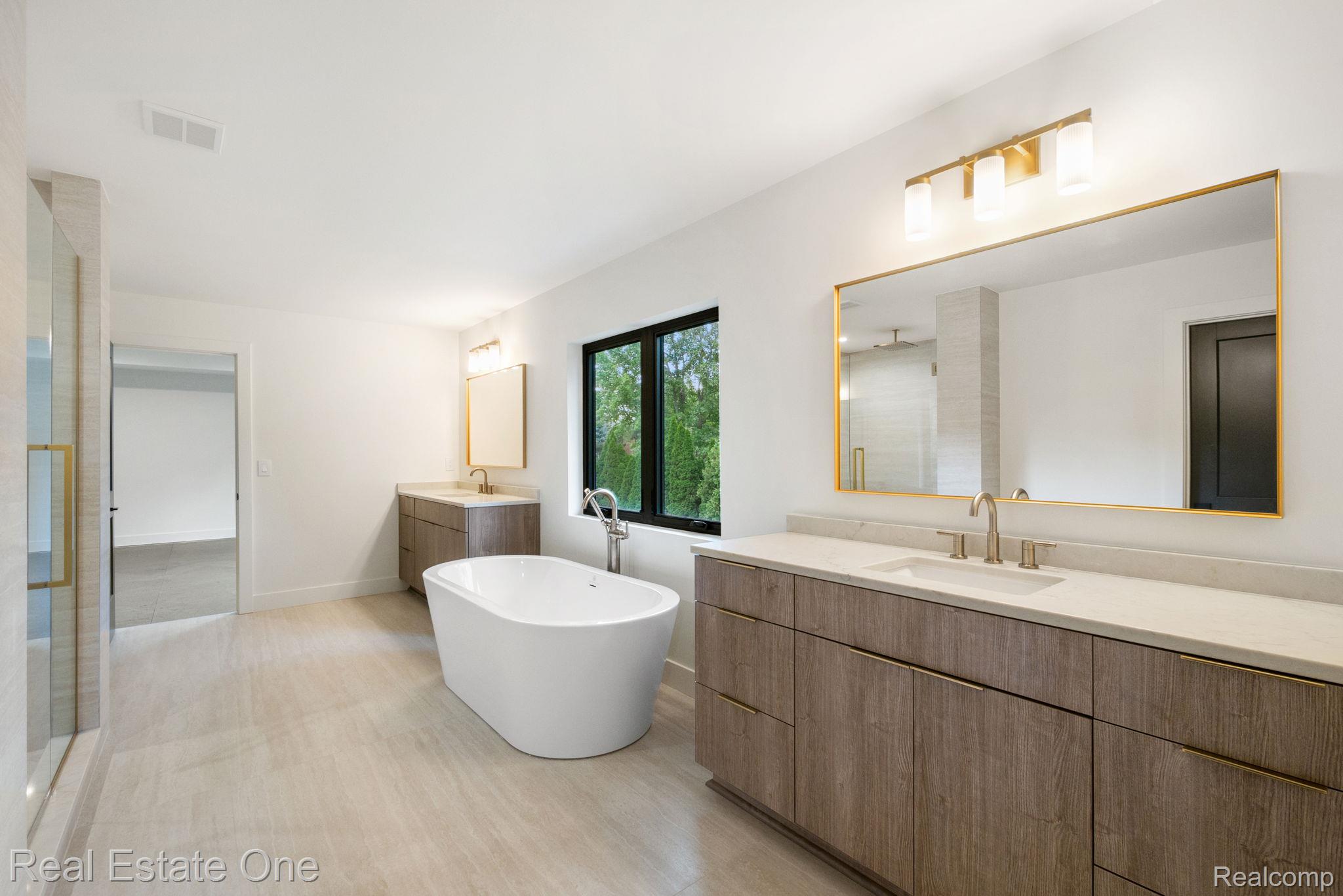933 Robinhood Road Property Photo 31