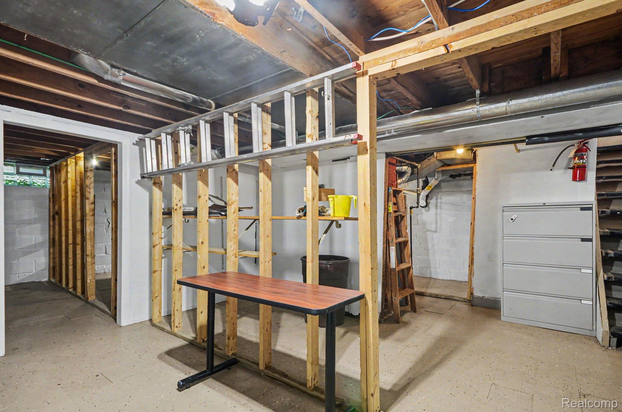 3821 Elizabeth Lake Road Property Photo 14