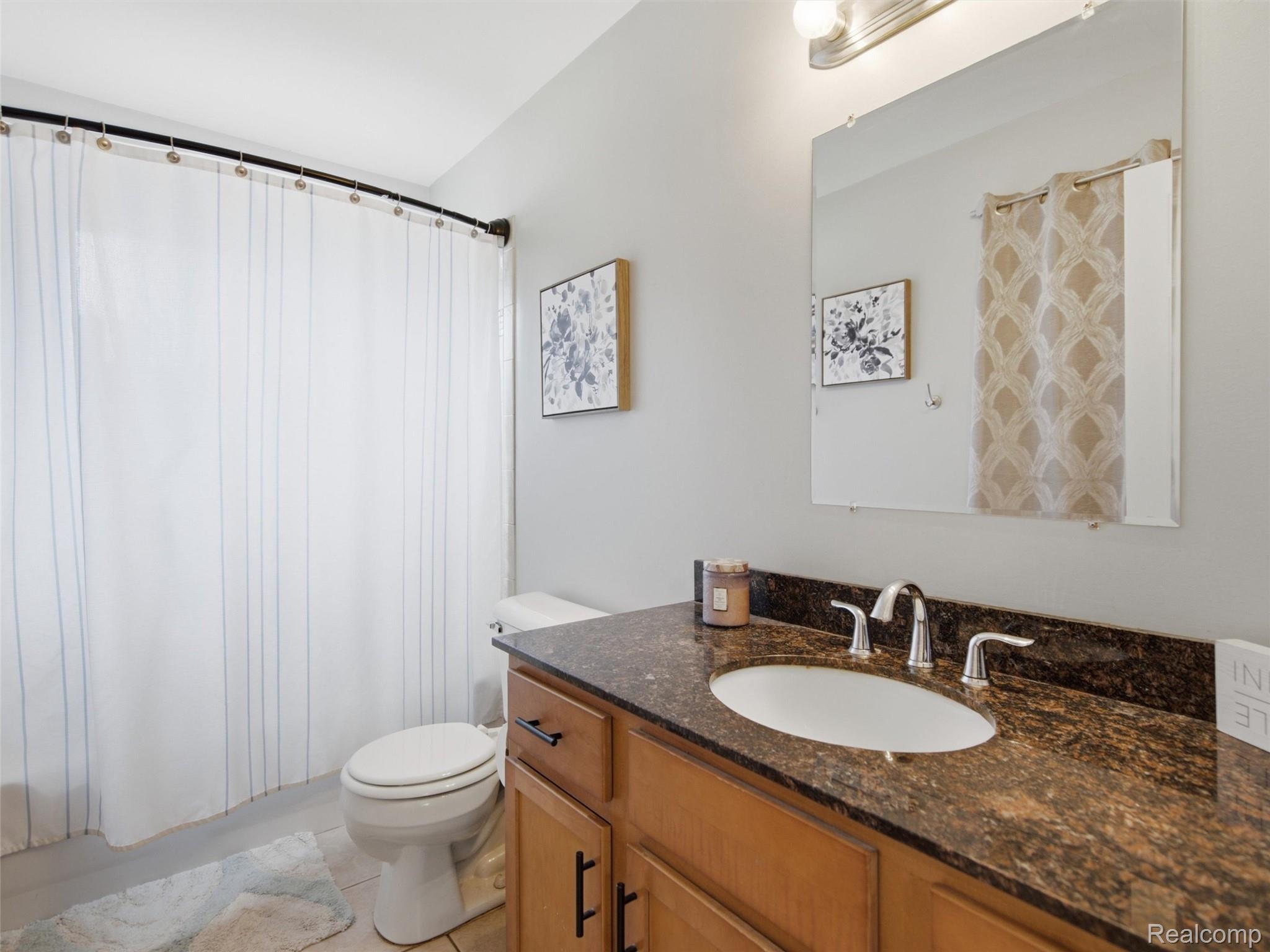 2226 Kipling Avenue Property Photo 13