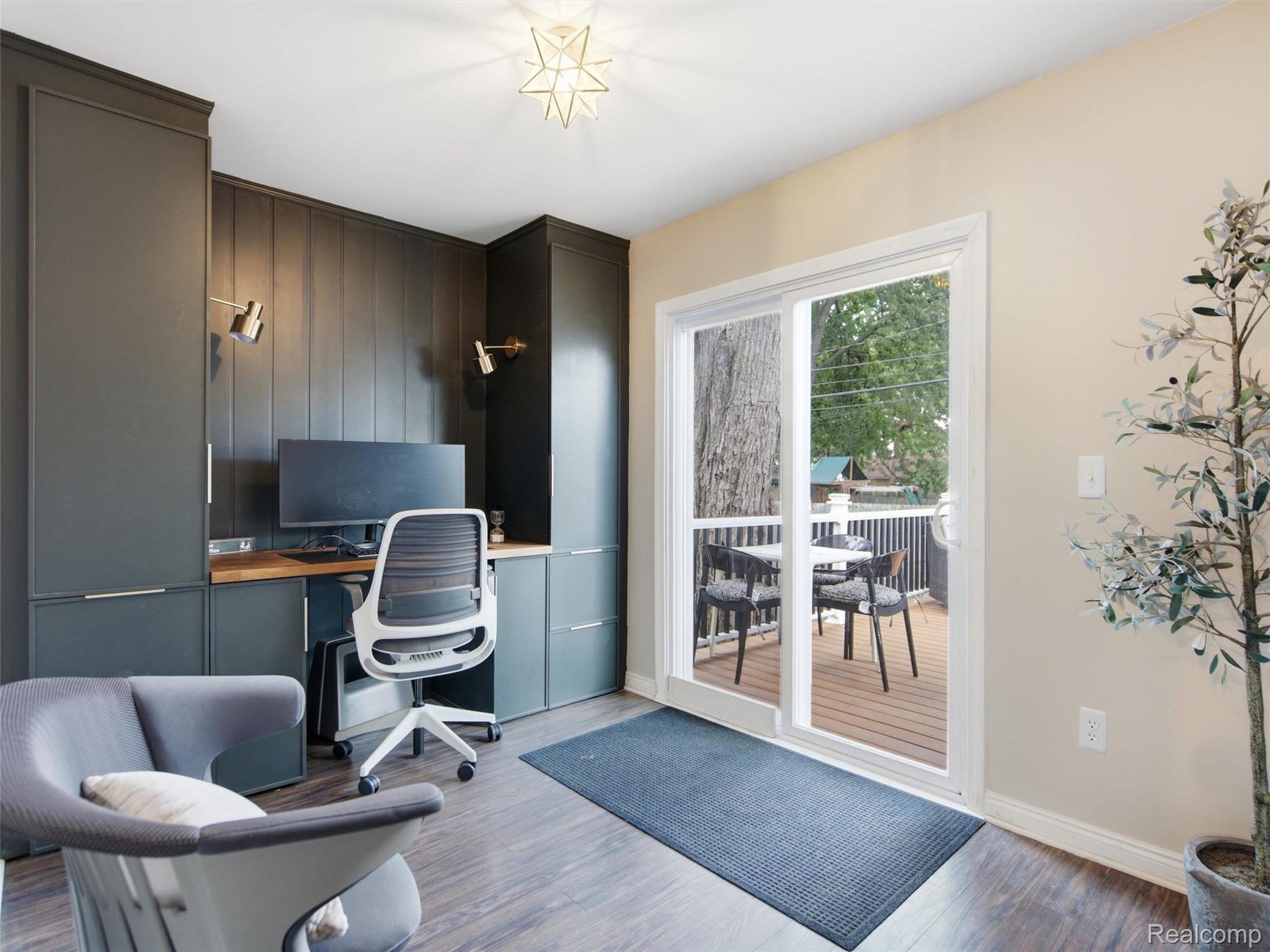 2226 Kipling Avenue Property Photo 14