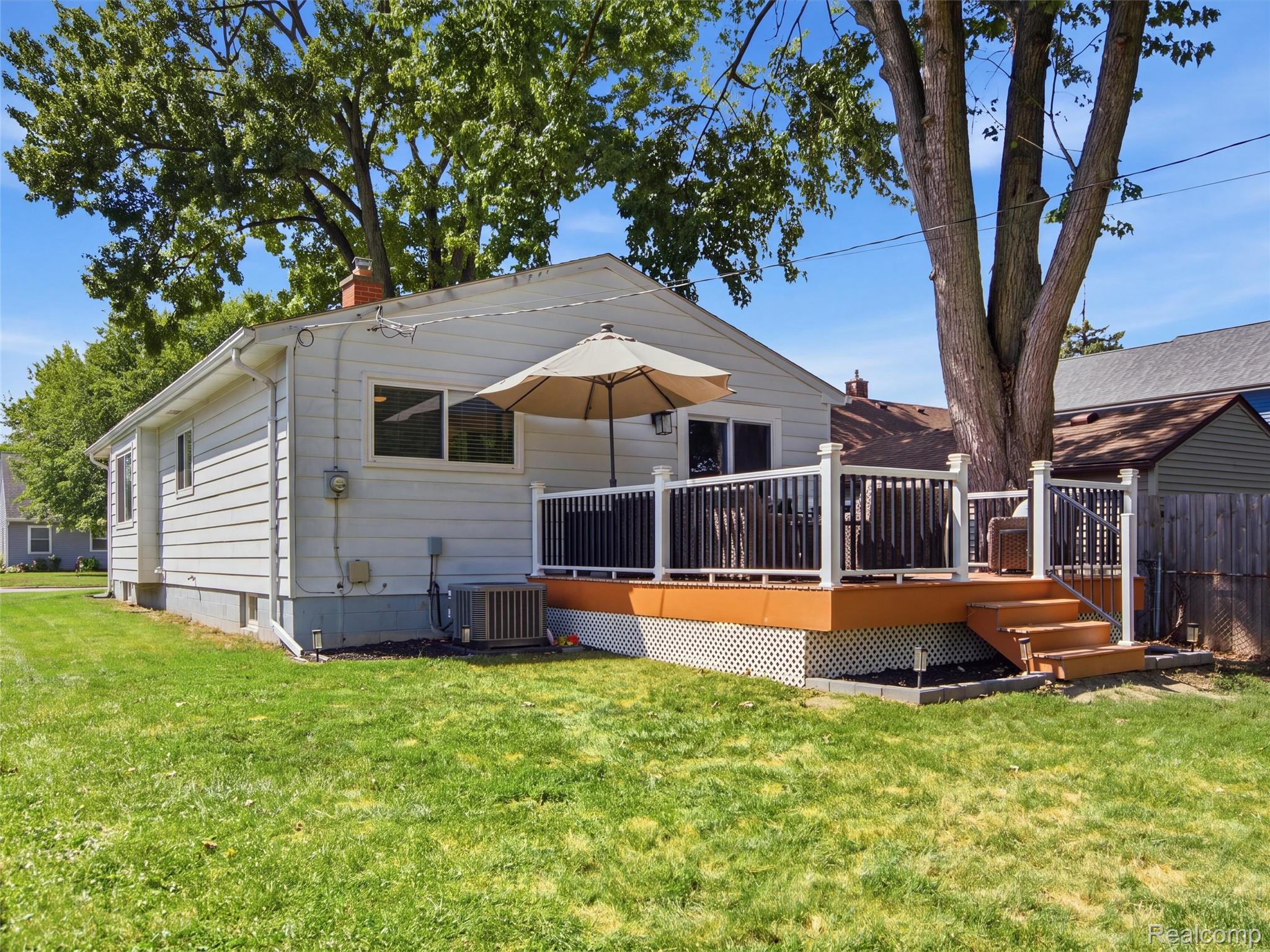 2226 Kipling Avenue Property Photo 18