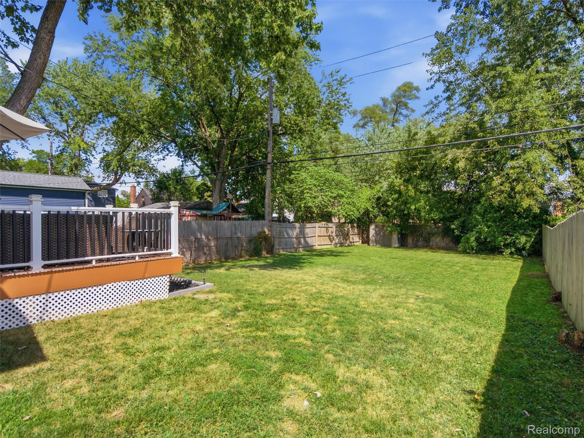 2226 Kipling Avenue Property Photo 20