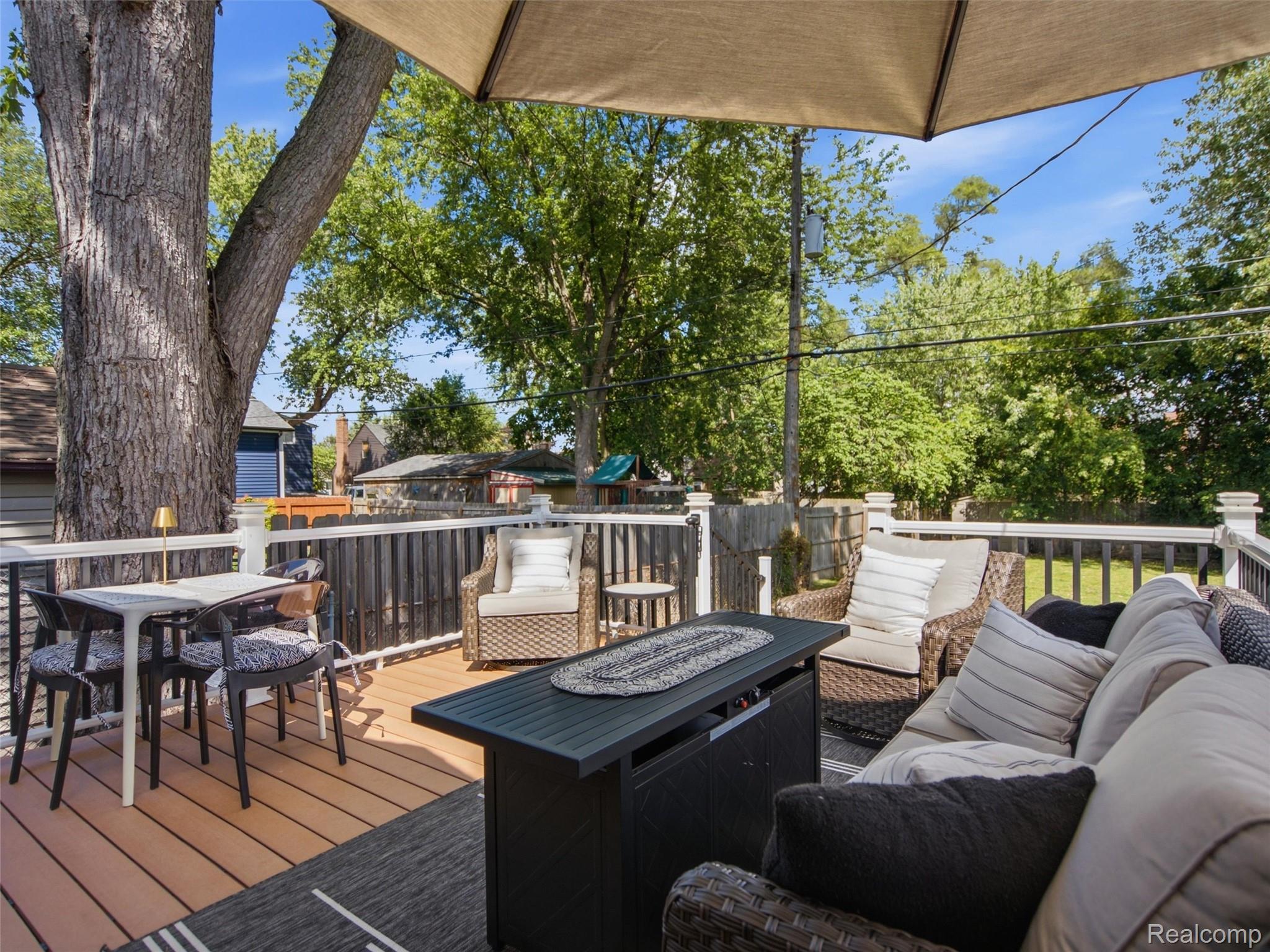 2226 Kipling Avenue Property Photo 23