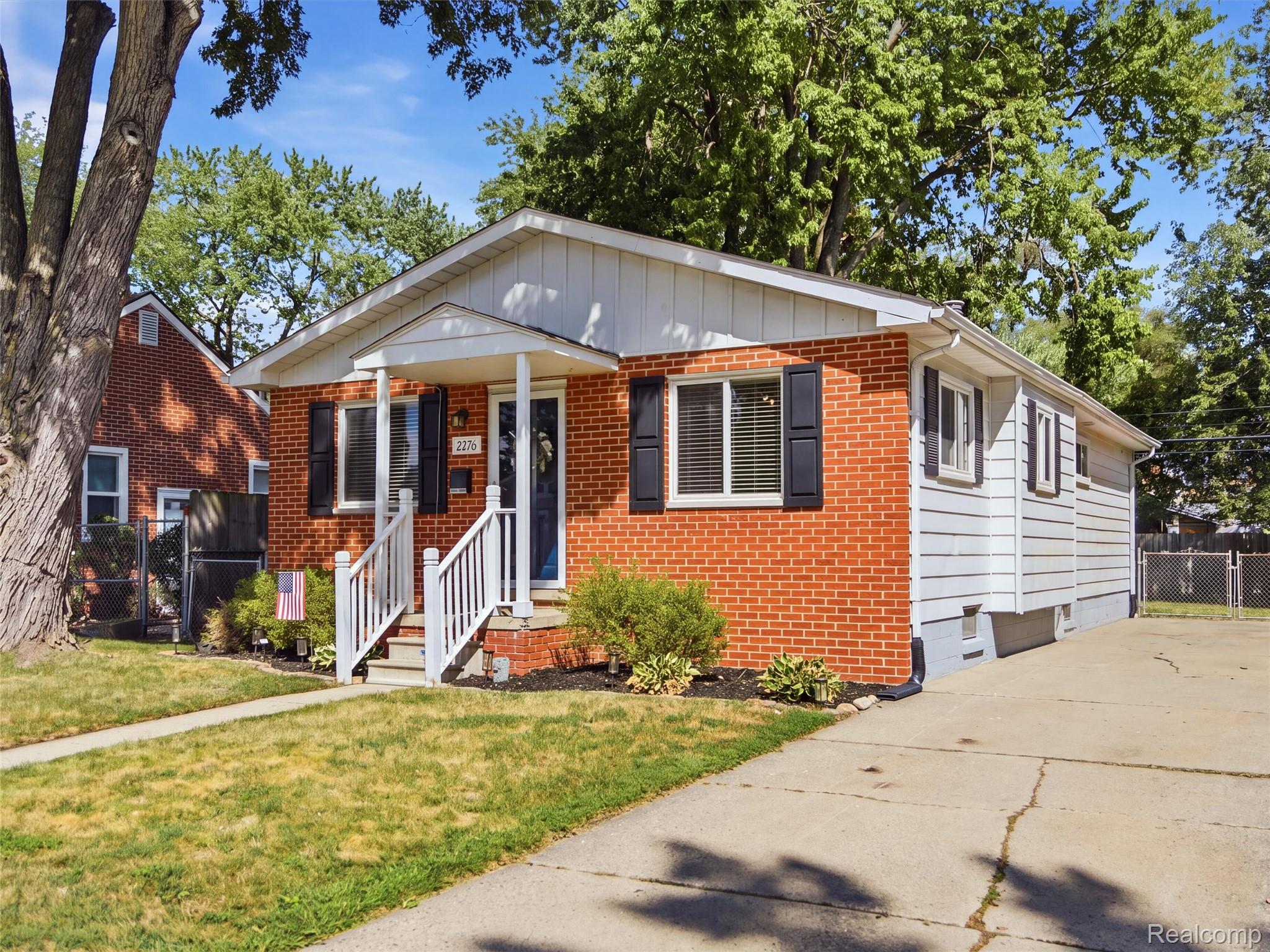 2226 Kipling Avenue Property Photo 28