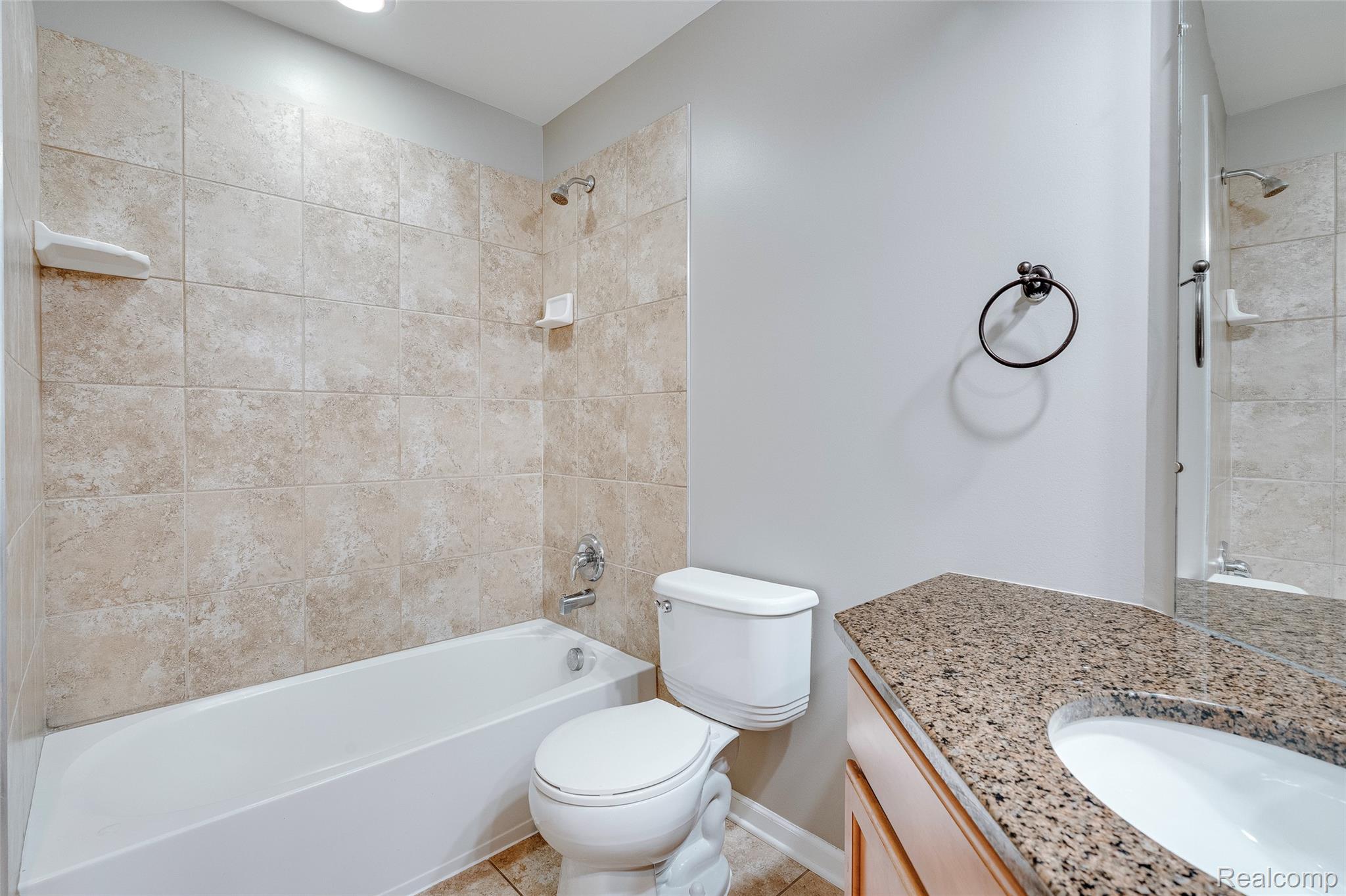27974 Middleton Drive Property Photo 11