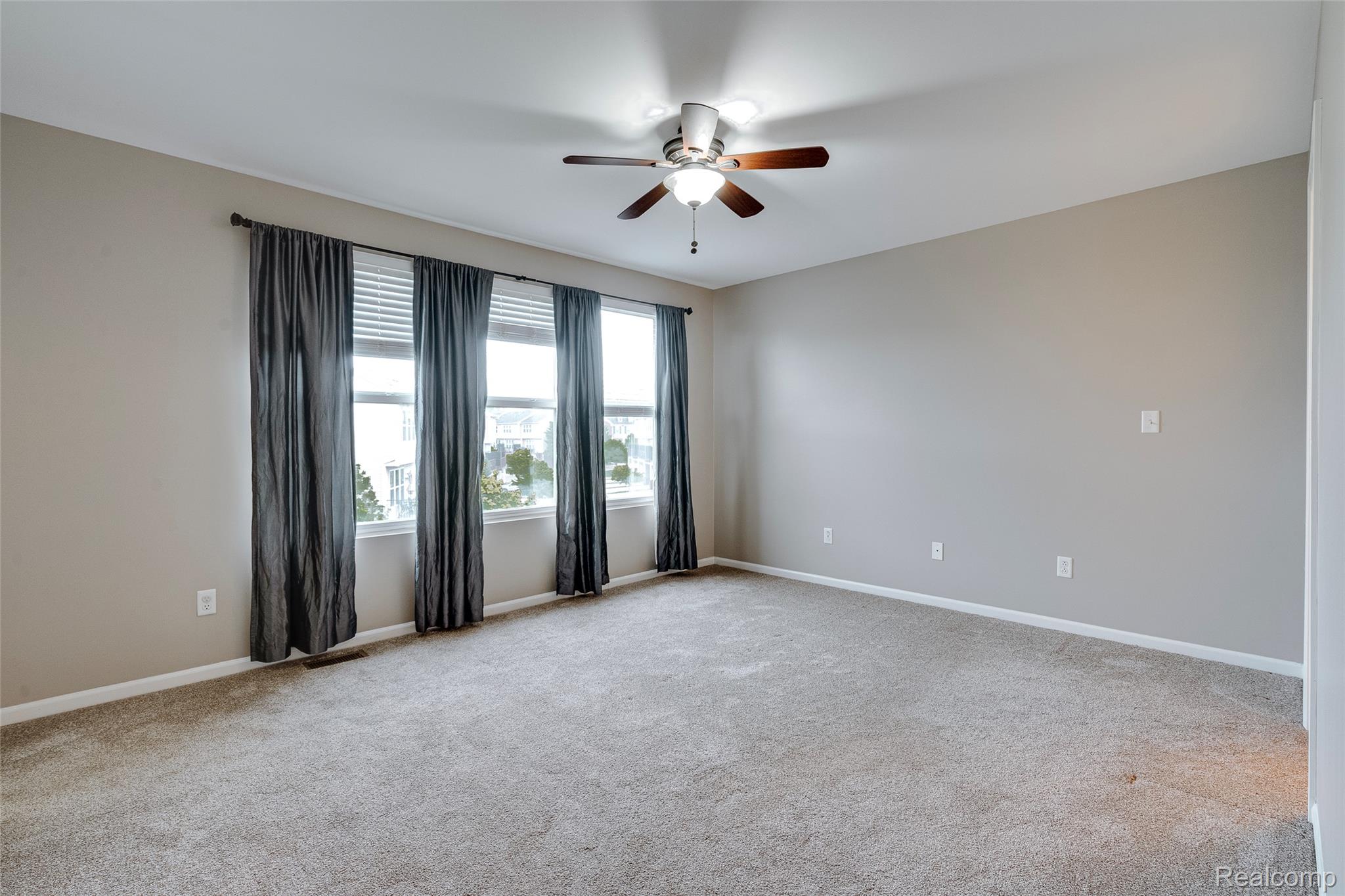 27974 Middleton Drive Property Photo 16