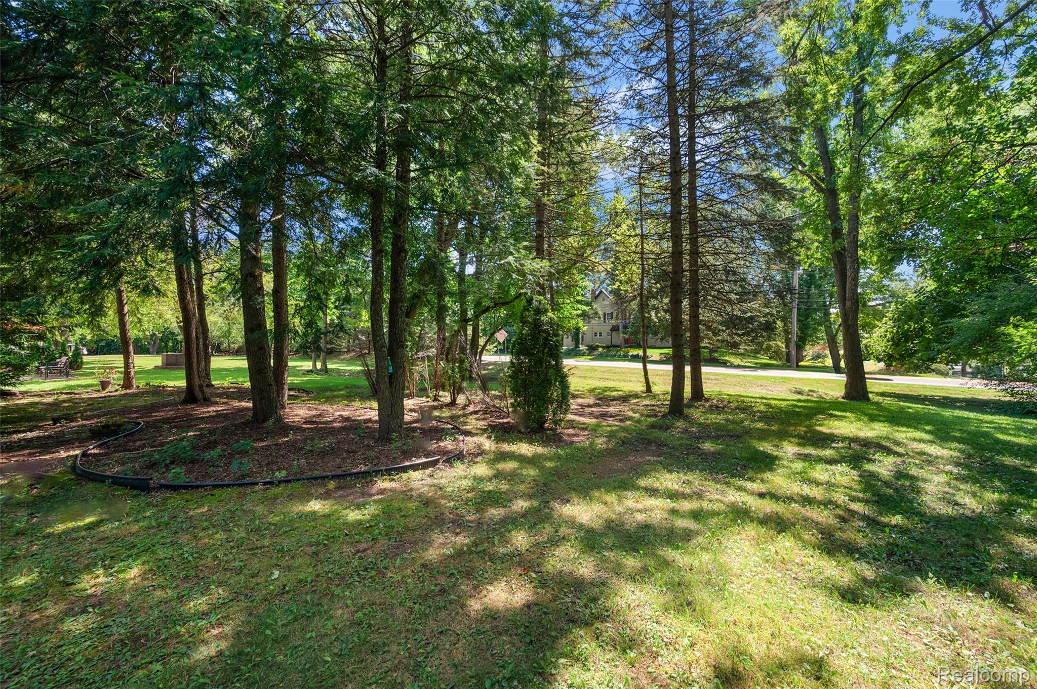 169 E Long Lake Road Property Photo 53