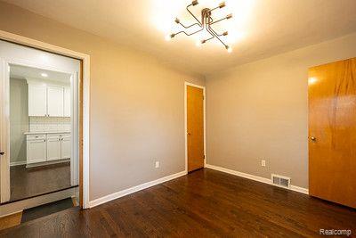 1611 Hazel Street Property Photo 28