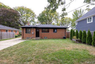 1611 Hazel Street Property Photo 38