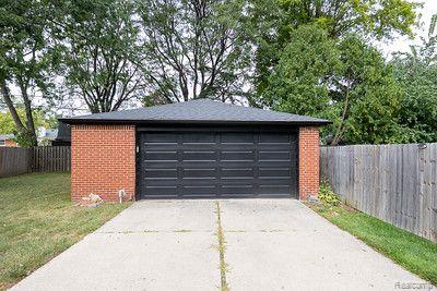 1611 Hazel Street Property Photo 39