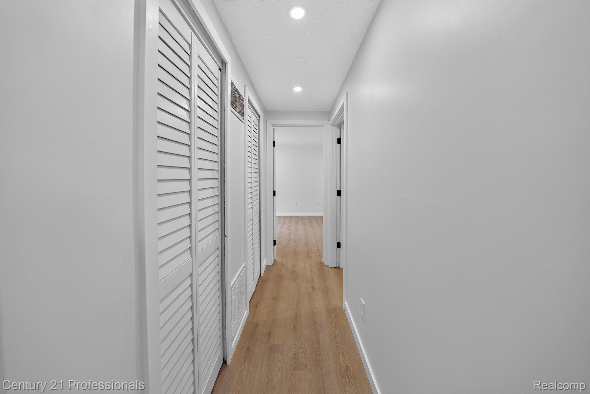5000 Robert Street Property Photo 31