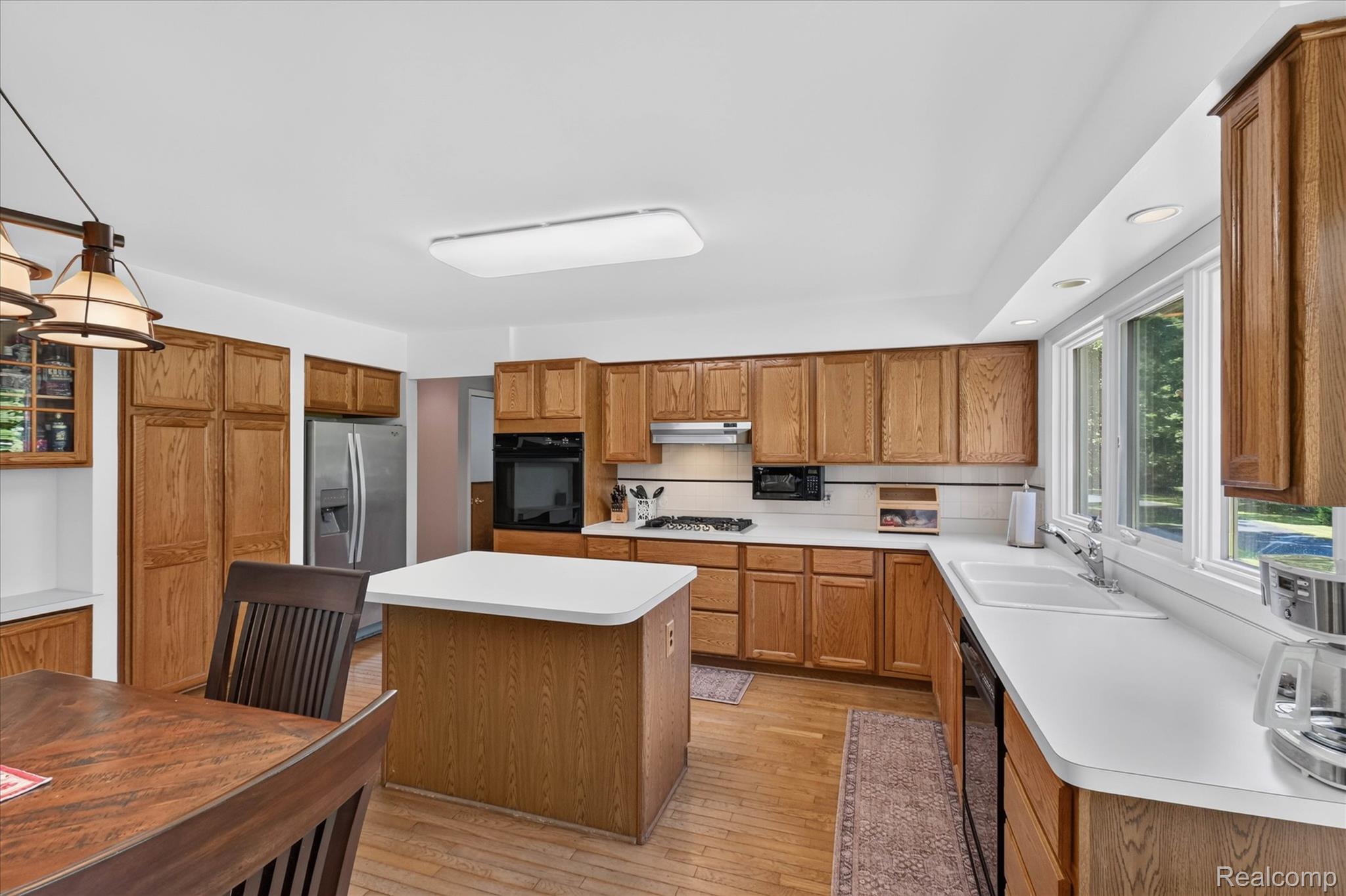 4037 Chilson Road Property Photo 10
