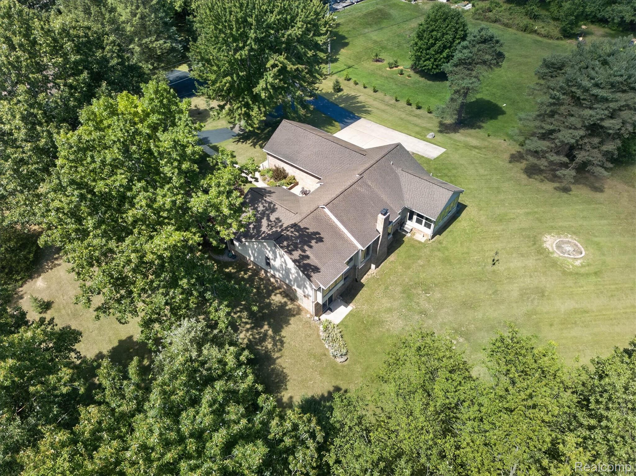 4037 Chilson Road Property Photo 58
