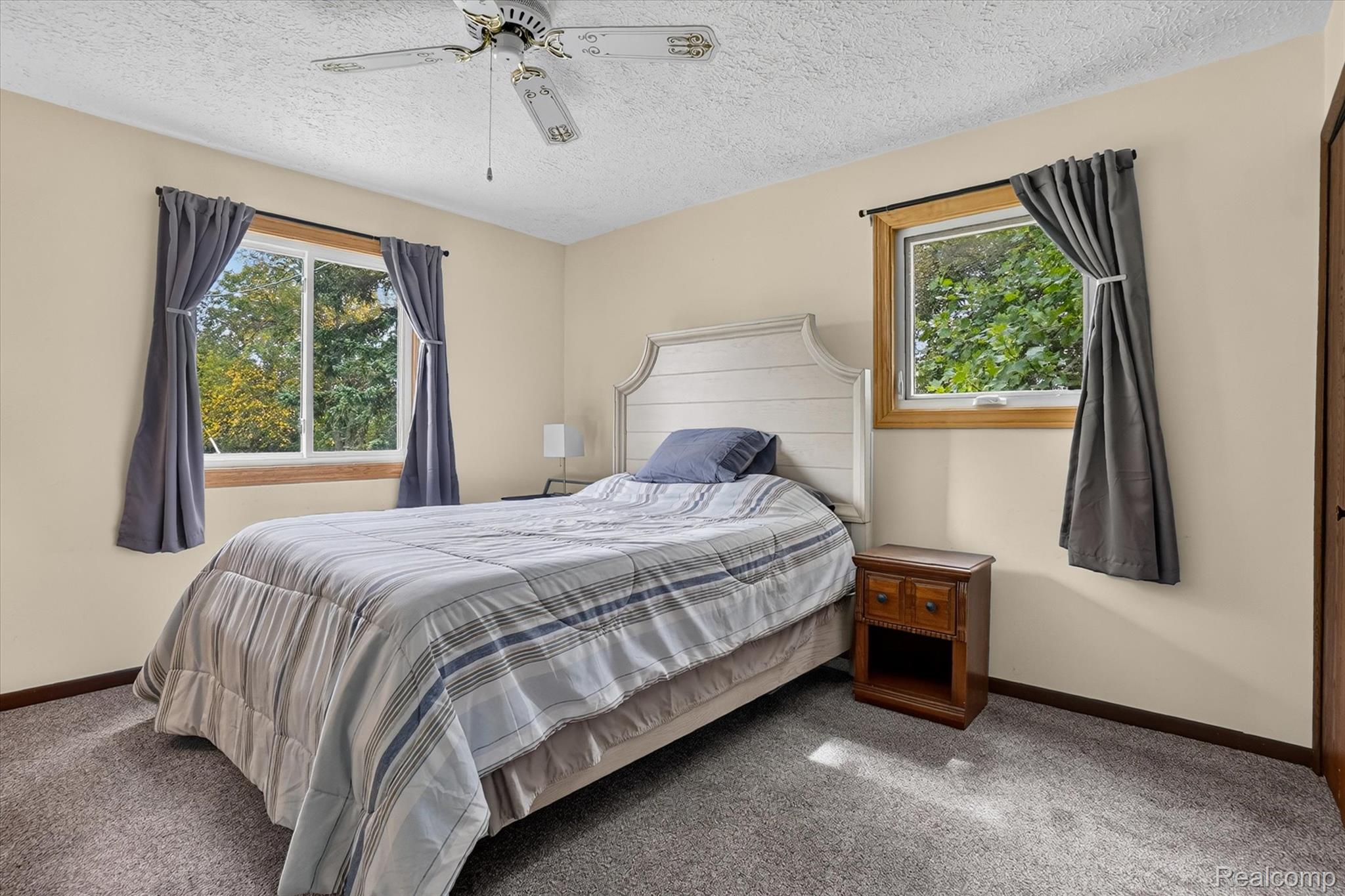 6895 Stow Road Property Photo 20