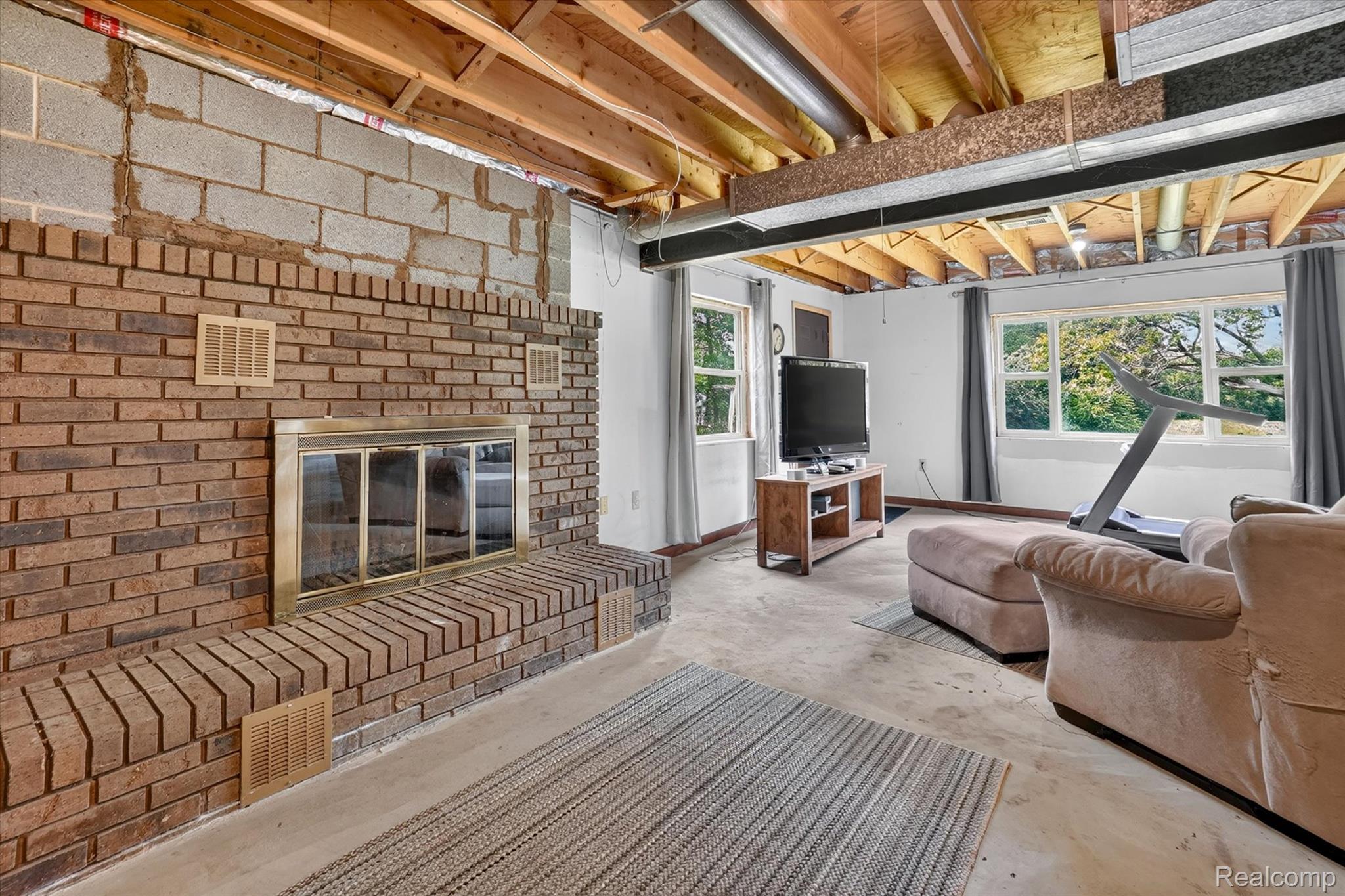 6895 Stow Road Property Photo 27