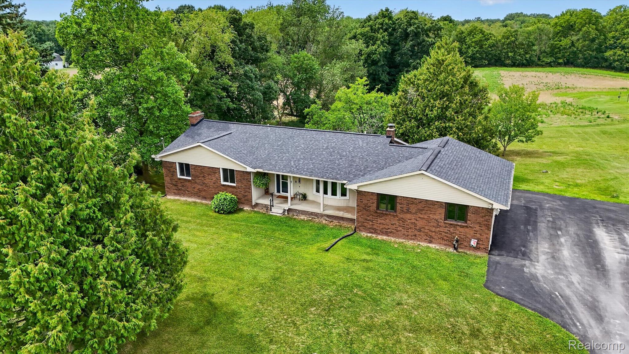 6895 Stow Road Property Photo 39