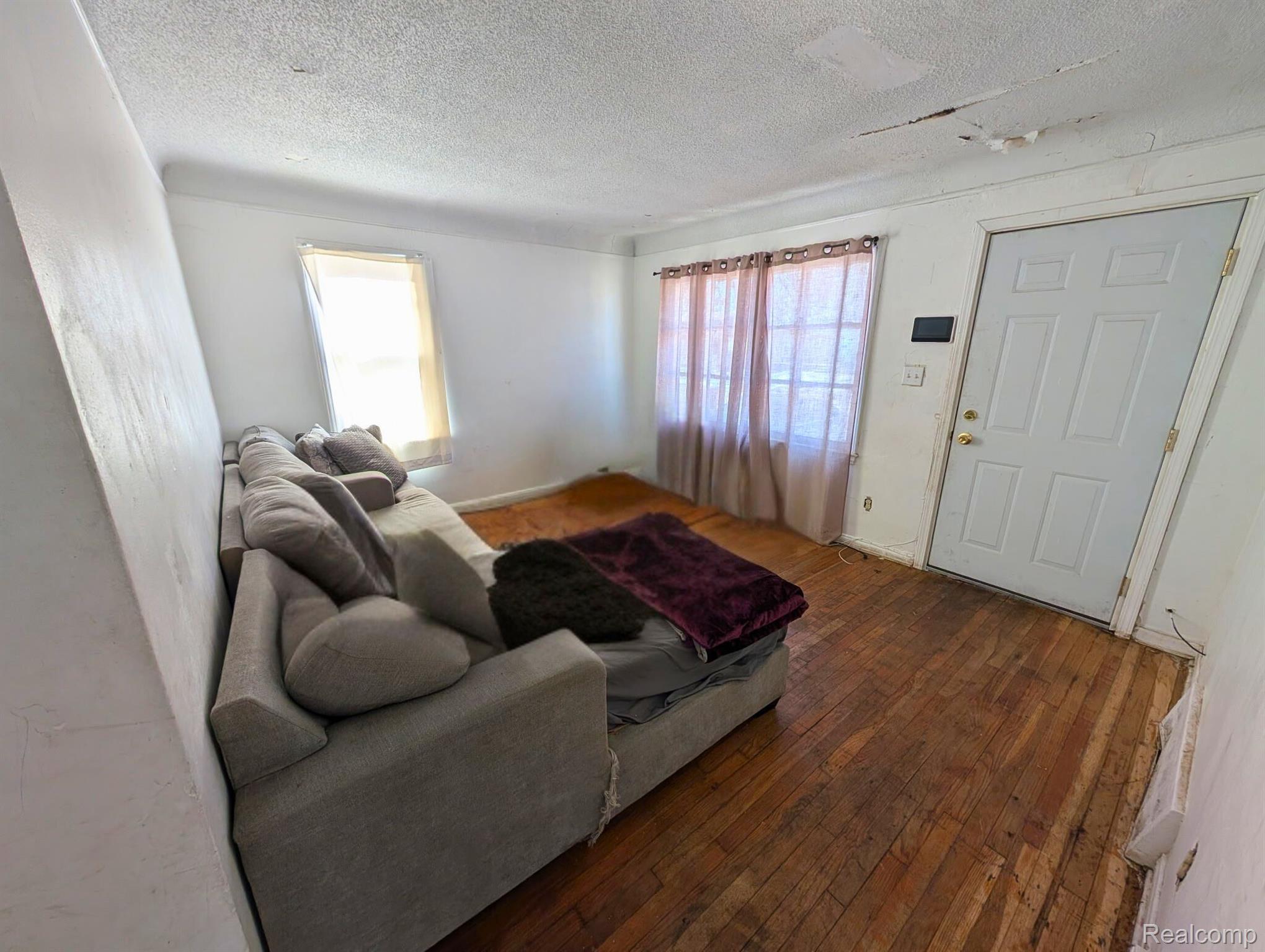 19746 Cooley Street Property Photo 5