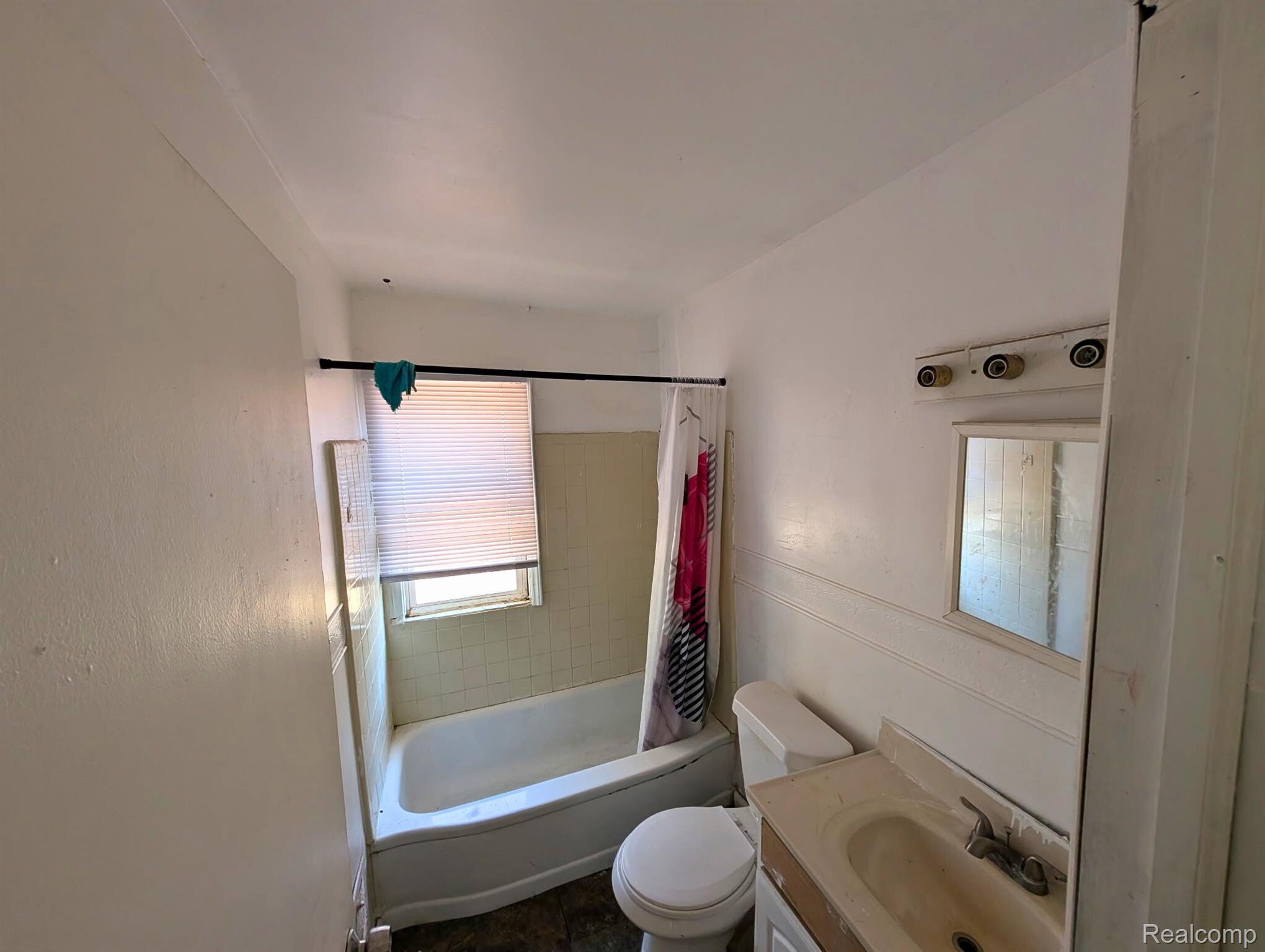 19746 Cooley Street Property Photo 9