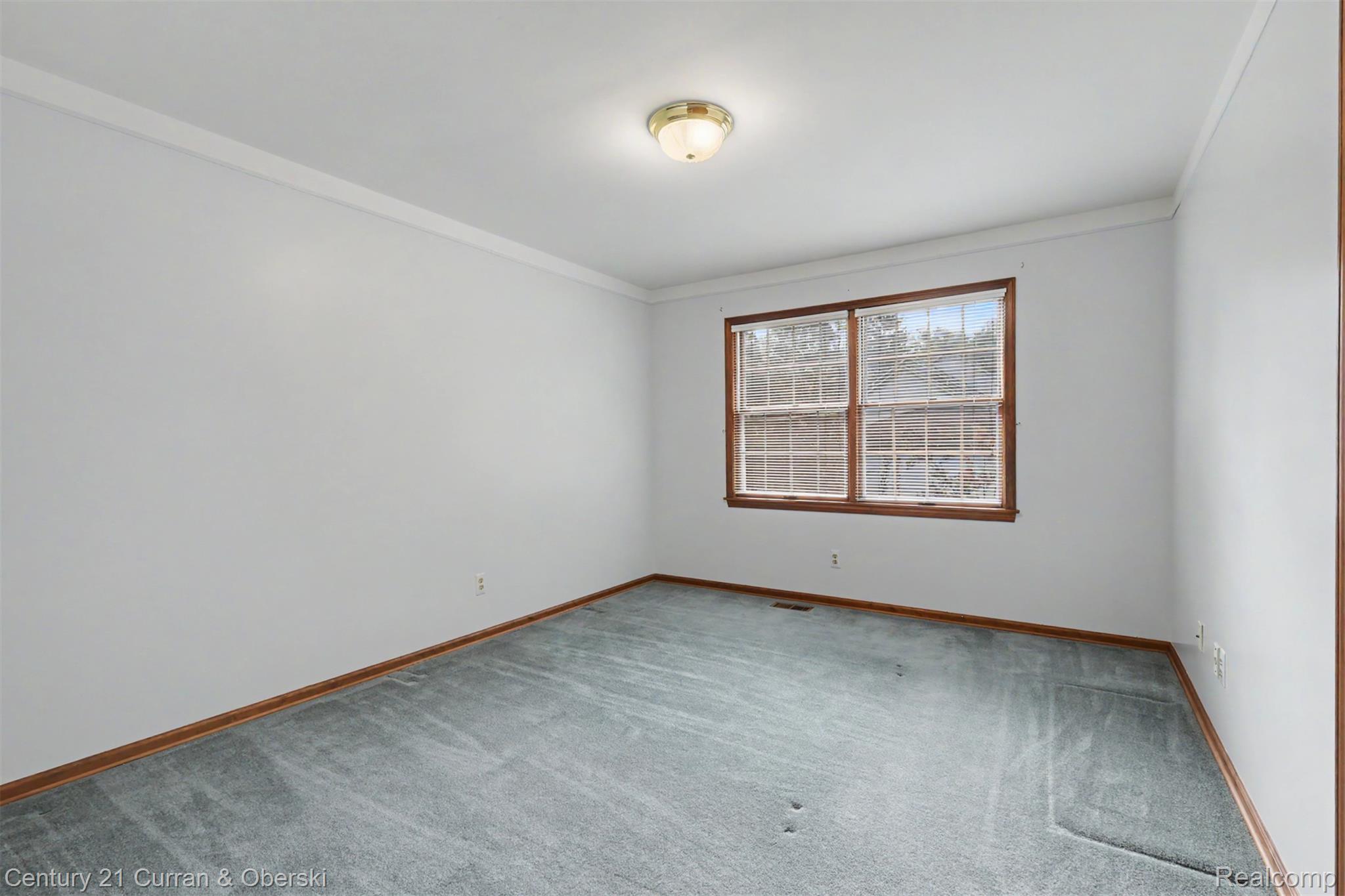 18227 Meridian Road Property Photo 9