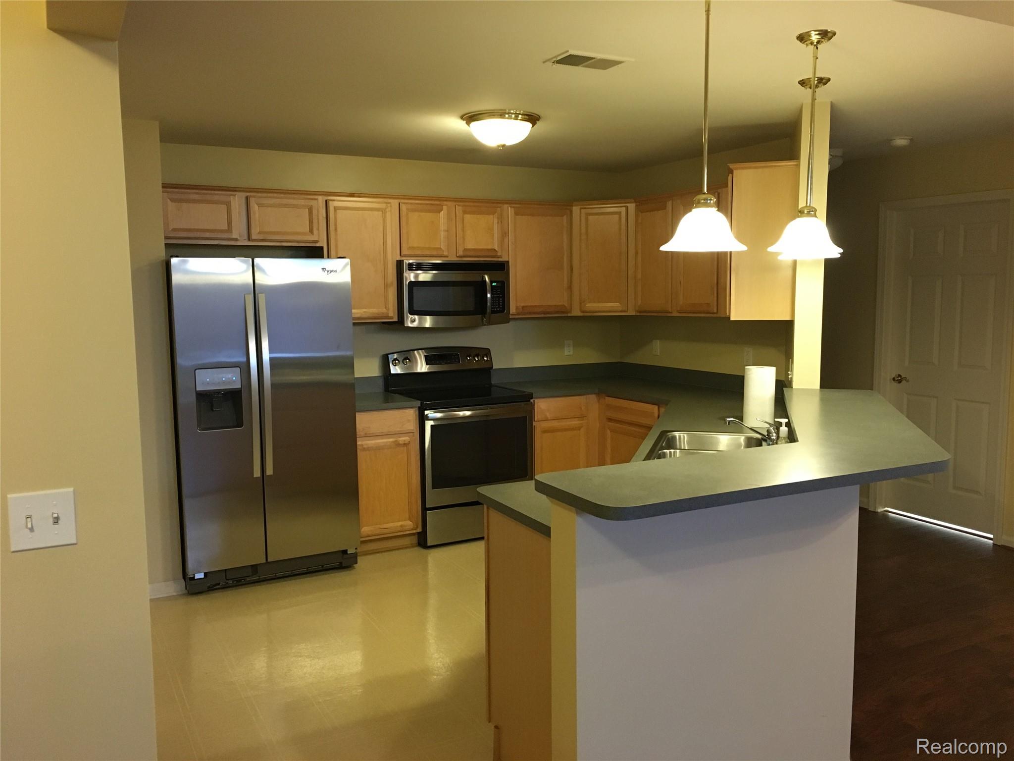 17203 Caitlin Circle Property Photo 2