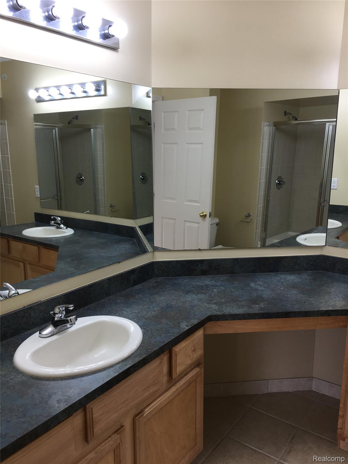 17203 Caitlin Circle Property Photo 9