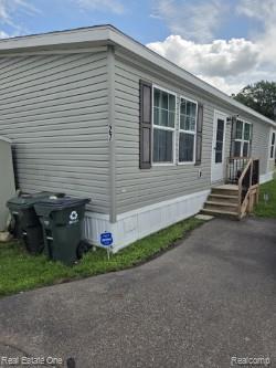 27 Cardinal Hill Dr. Drive Property Photo 1