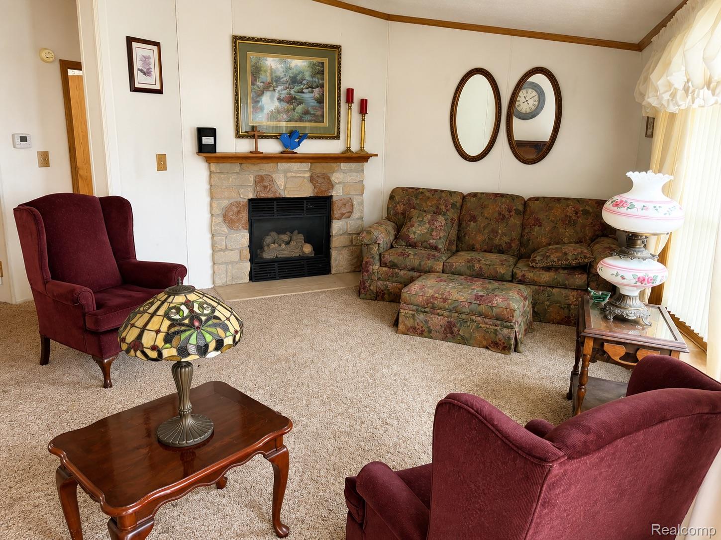 368 Pretty Lane Property Photo 2