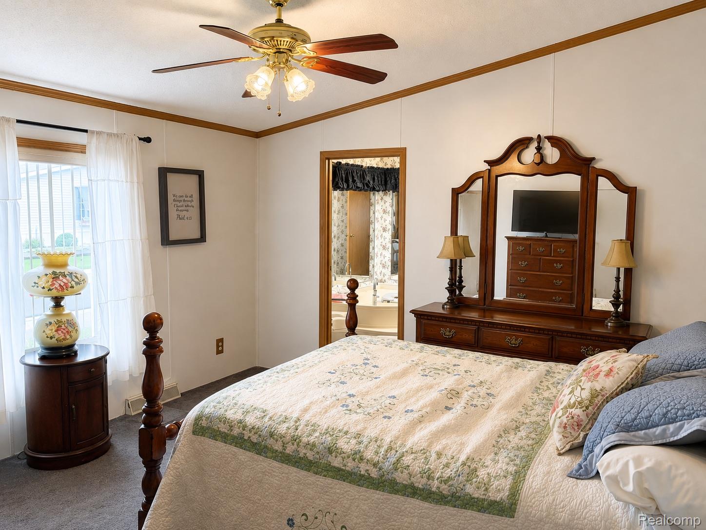 368 Pretty Lane Property Photo 12