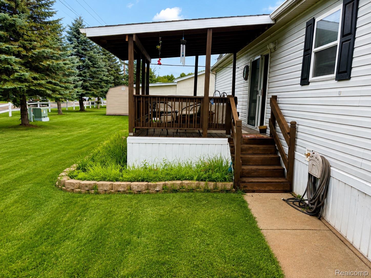 368 Pretty Lane Property Photo 24