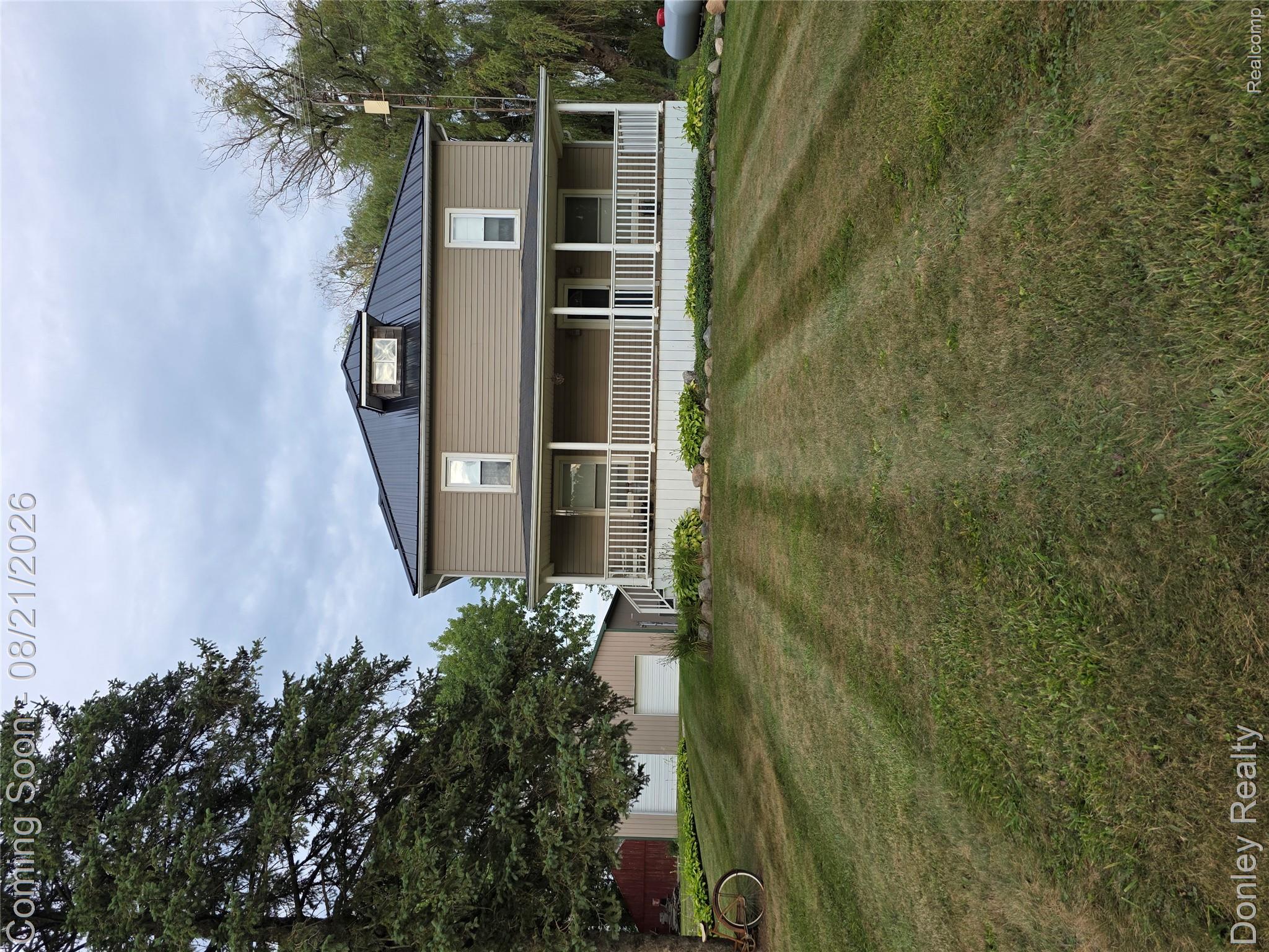 3815 Gosline Road Property Photo 1
