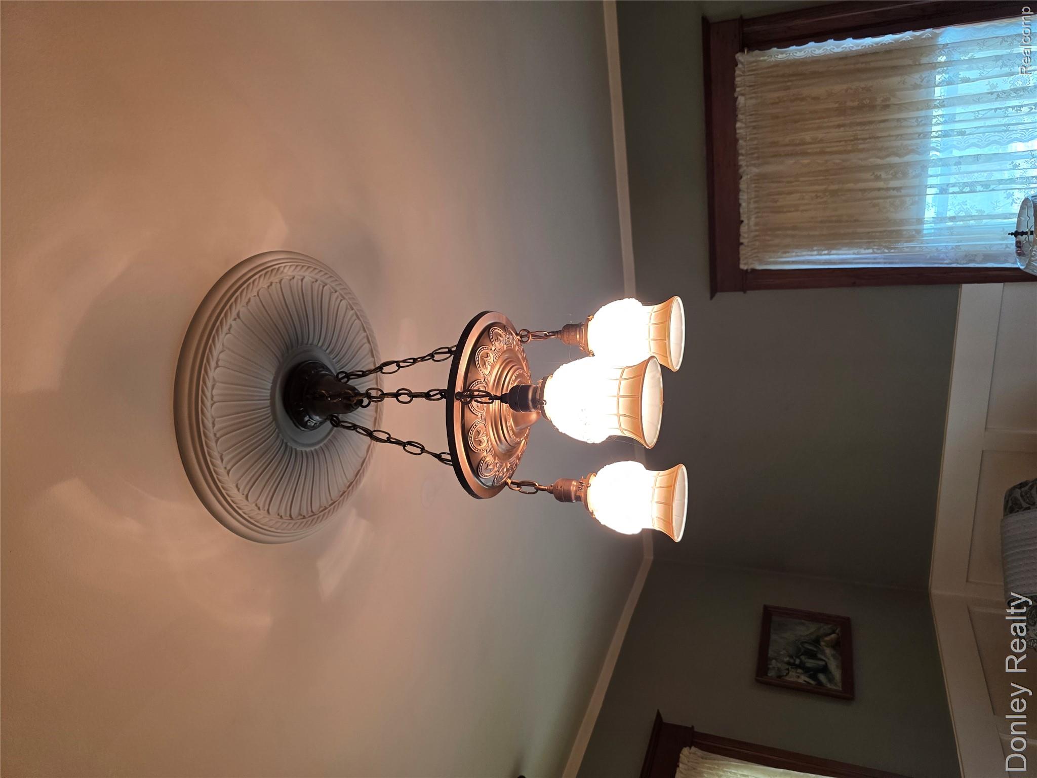 3815 Gosline Road Property Photo 12