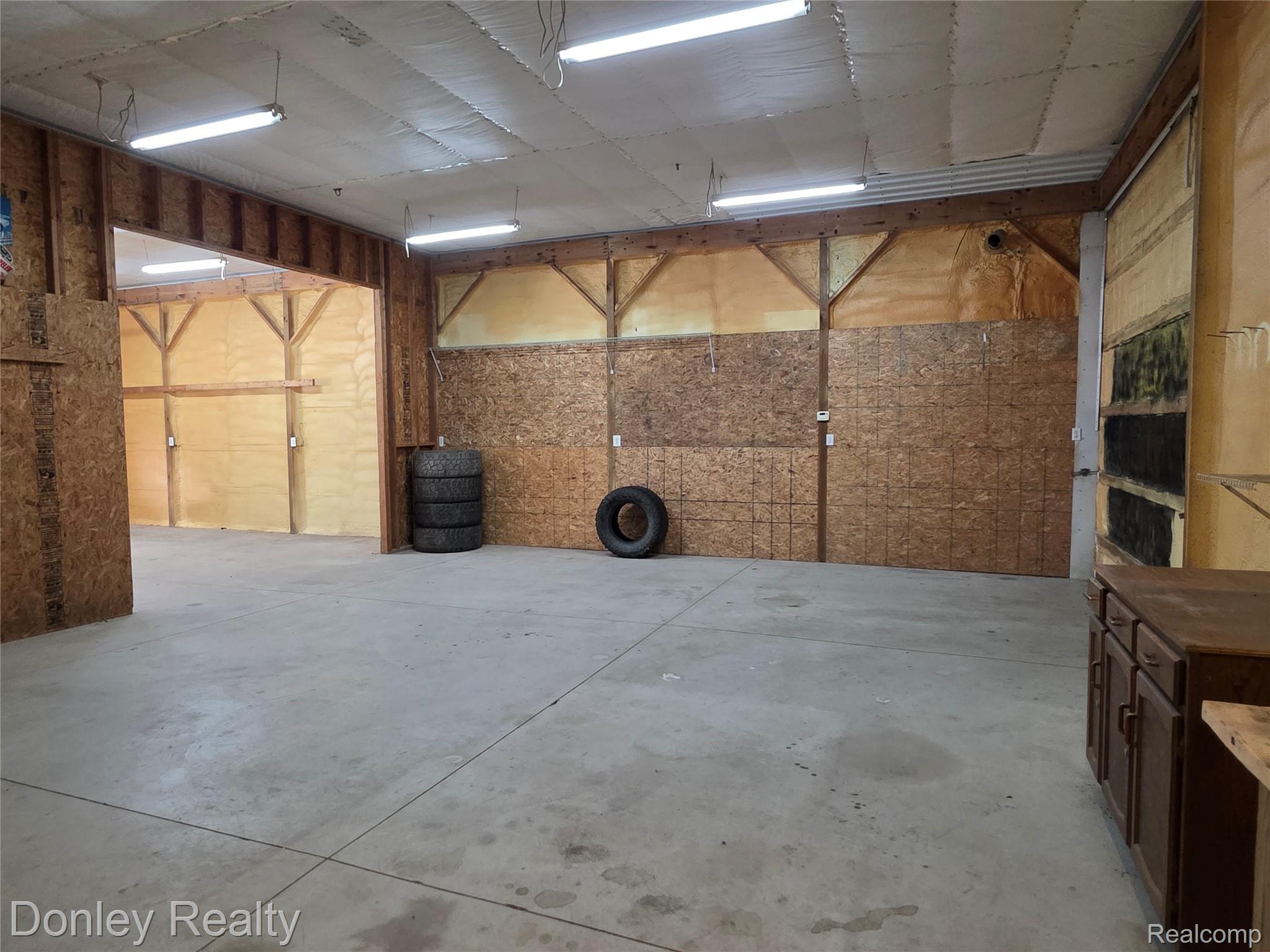 3815 Gosline Road Property Photo 28