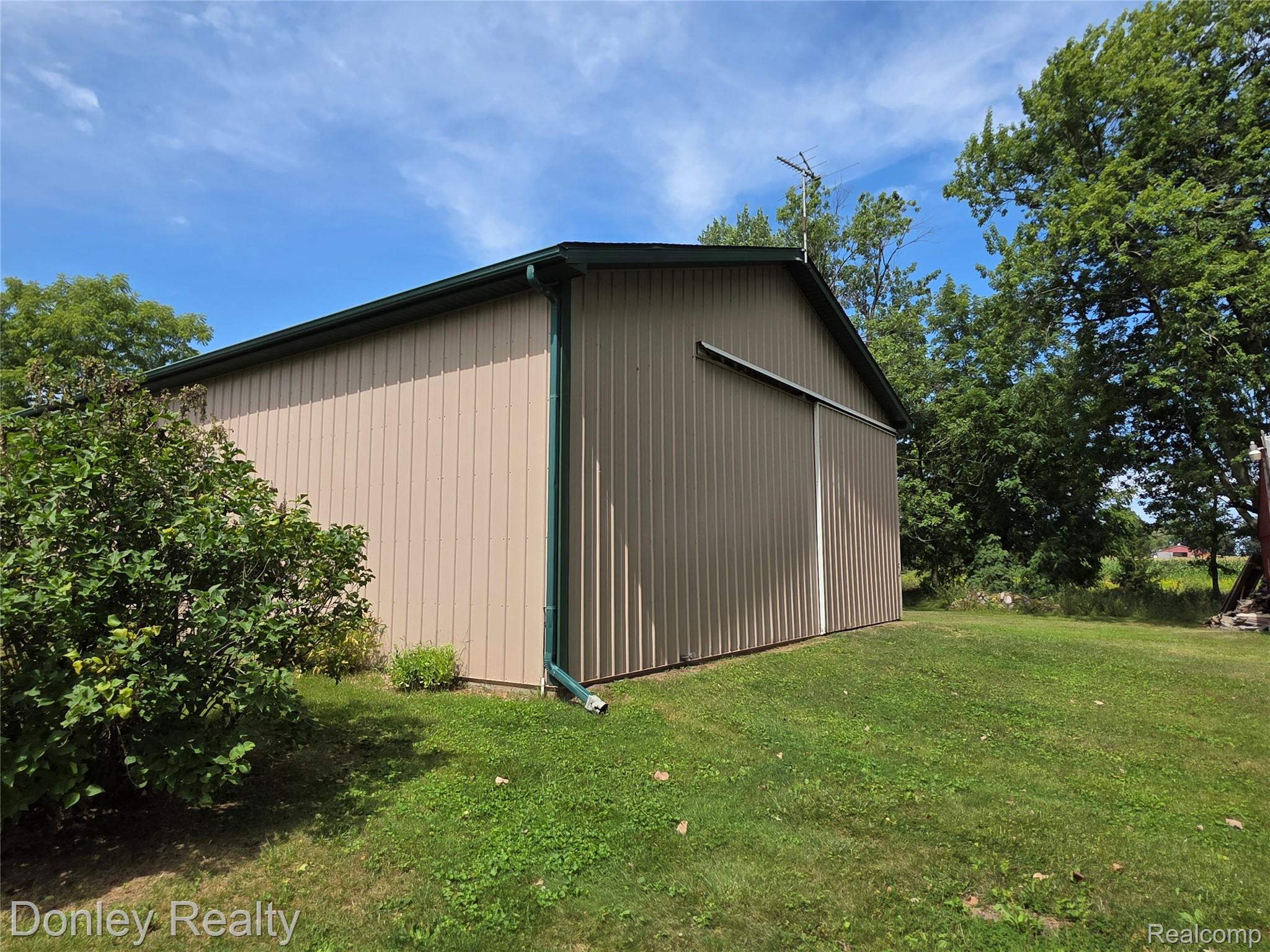 3815 Gosline Road Property Photo 33